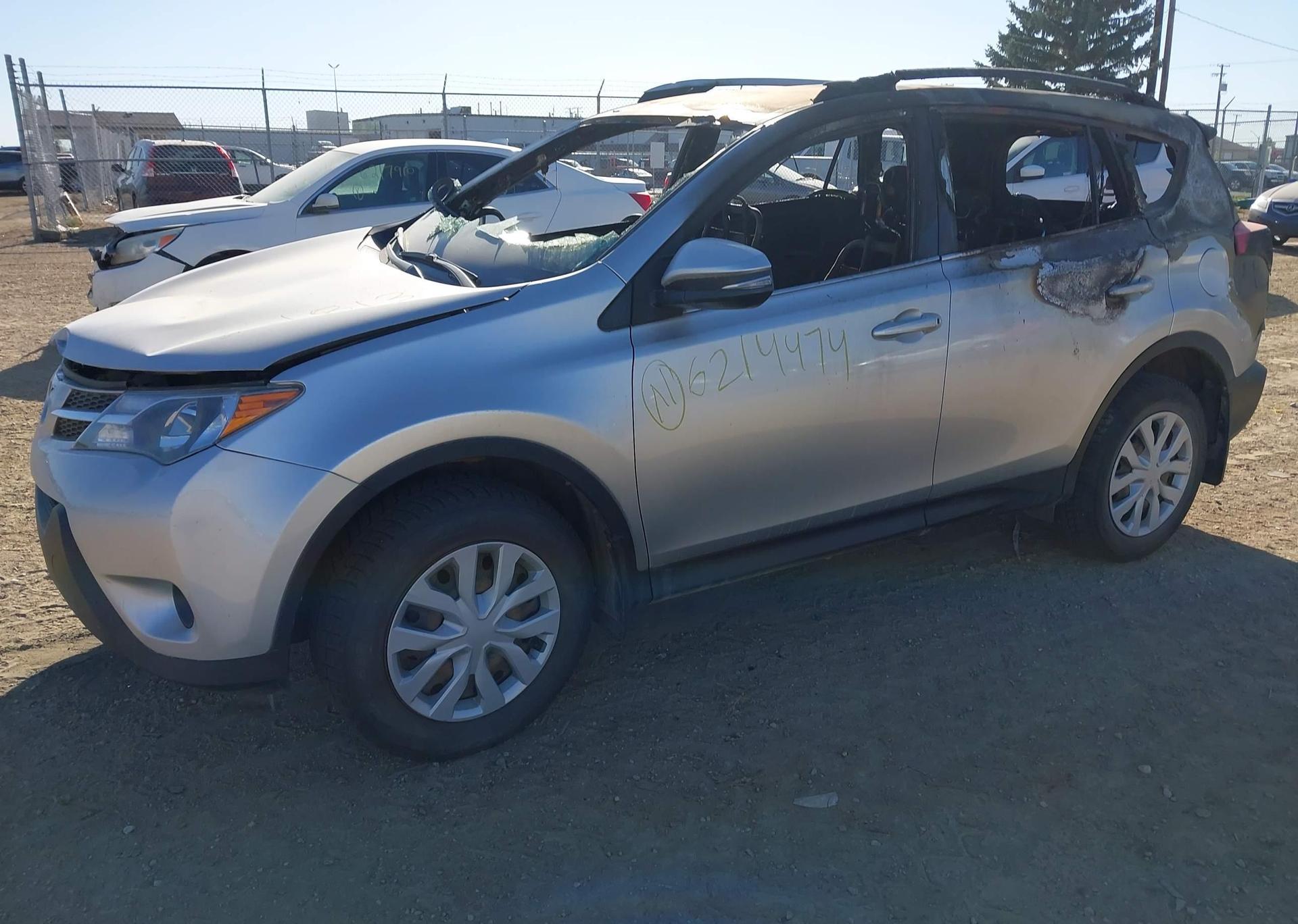 2015 TOYOTA RAV4 LE