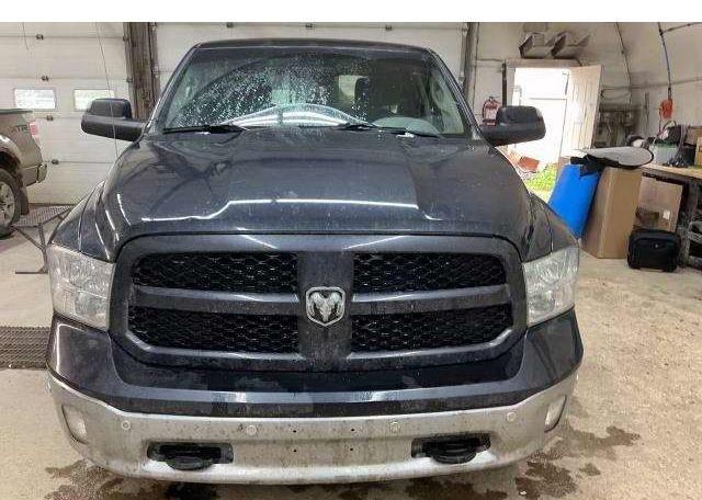 2017 RAM 1500 SLT