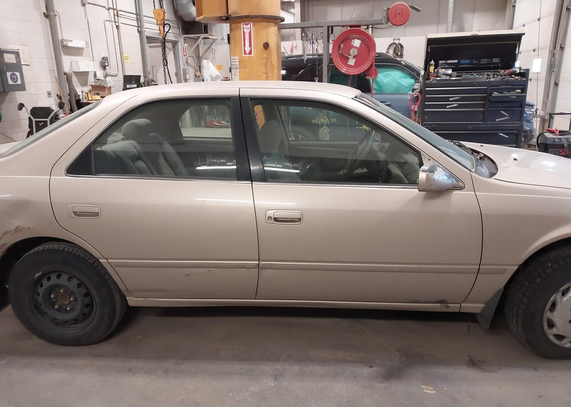 1998 TOYOTA CAMRY CE
