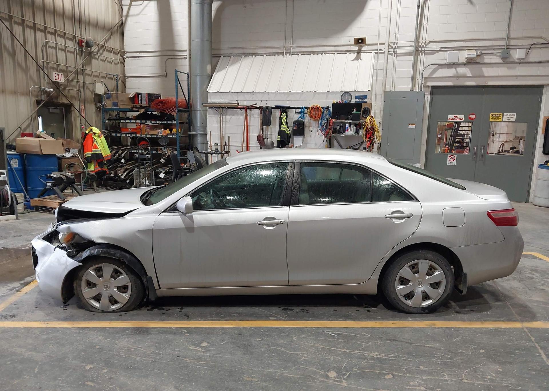 2009 TOYOTA CAMRY SE