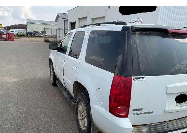 2010 GMC YUKON SLE