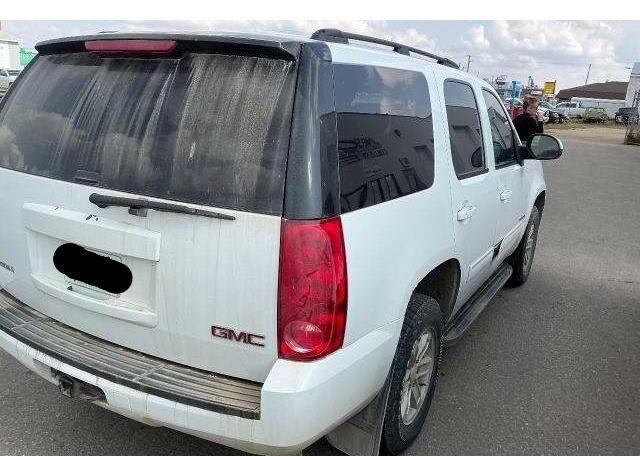 2010 GMC YUKON SLE