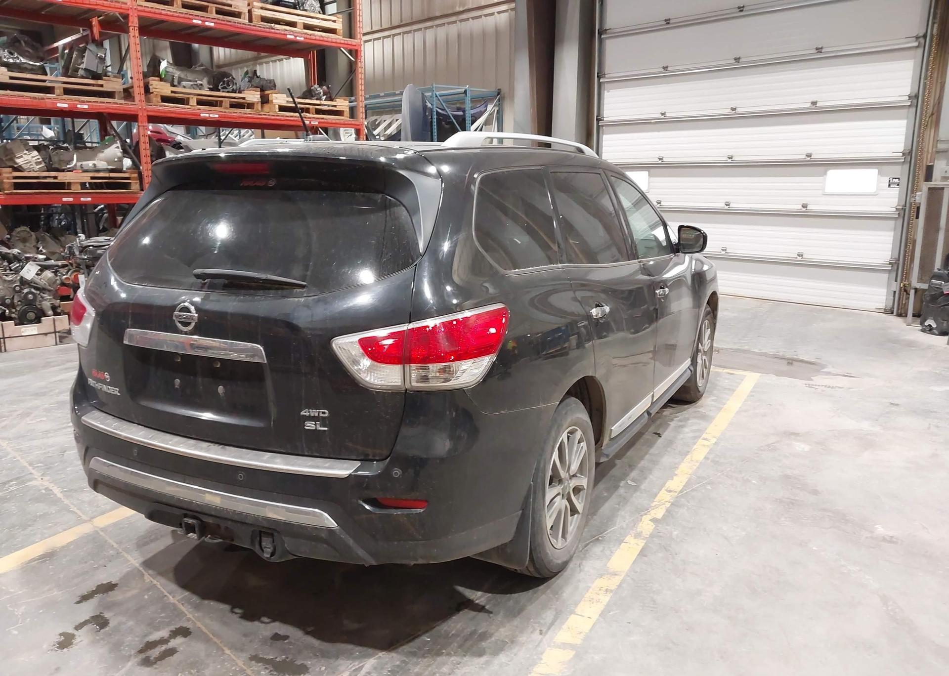 2015 NISSAN PATHFINDER S