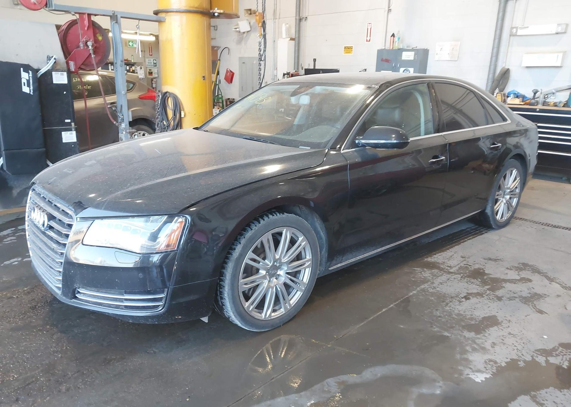 2011 AUDI A8 QUATTRO