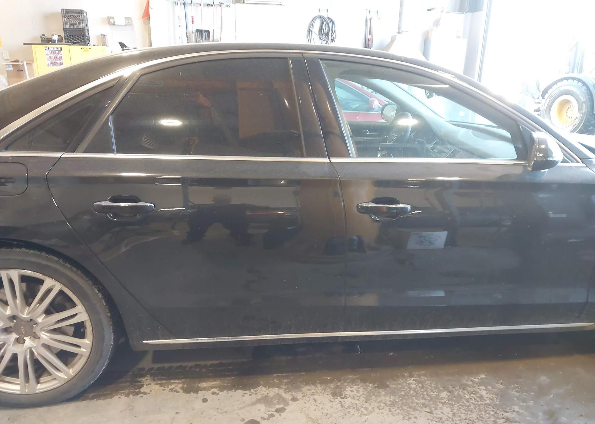 2011 AUDI A8 QUATTRO