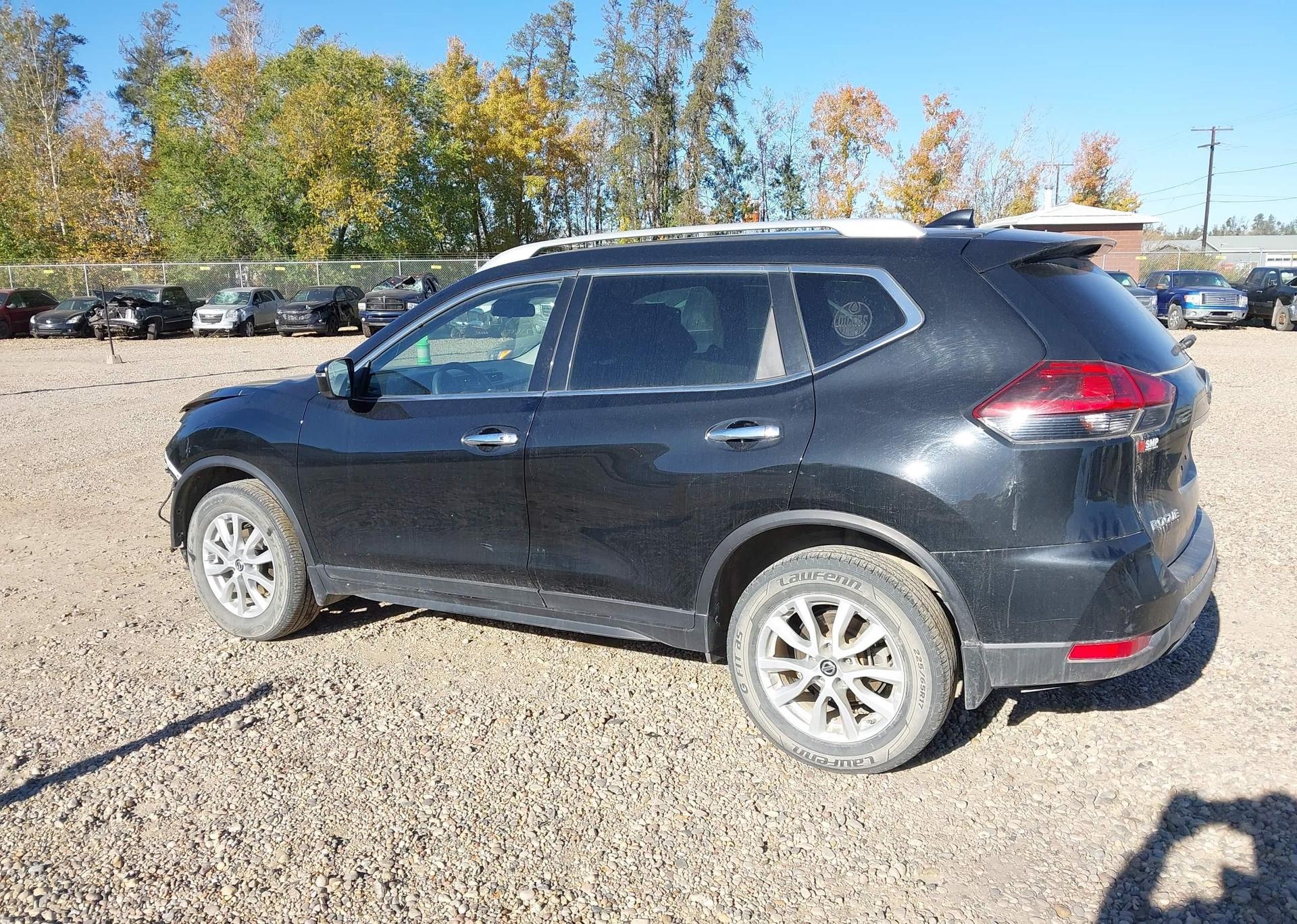 2019 NISSAN ROGUE S