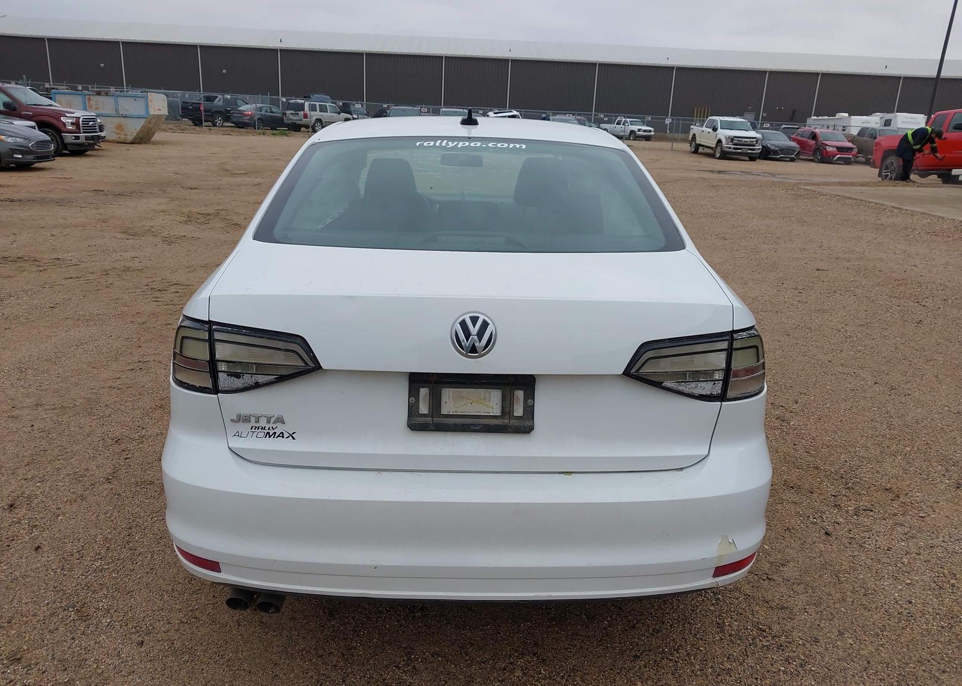 2015 VOLKSWAGEN JETTA S