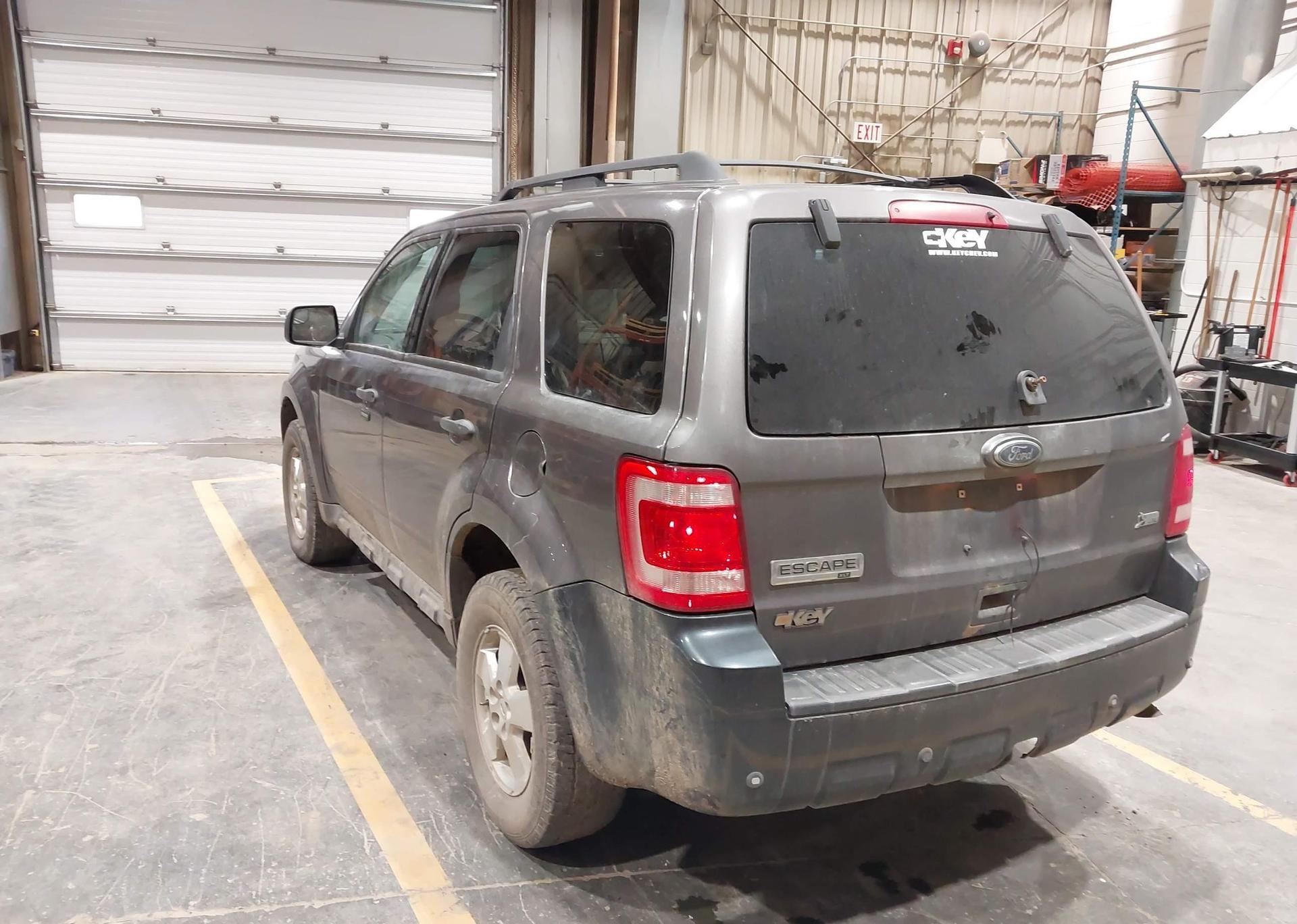 2010 FORD ESCAPE XLT AUTOMATIC