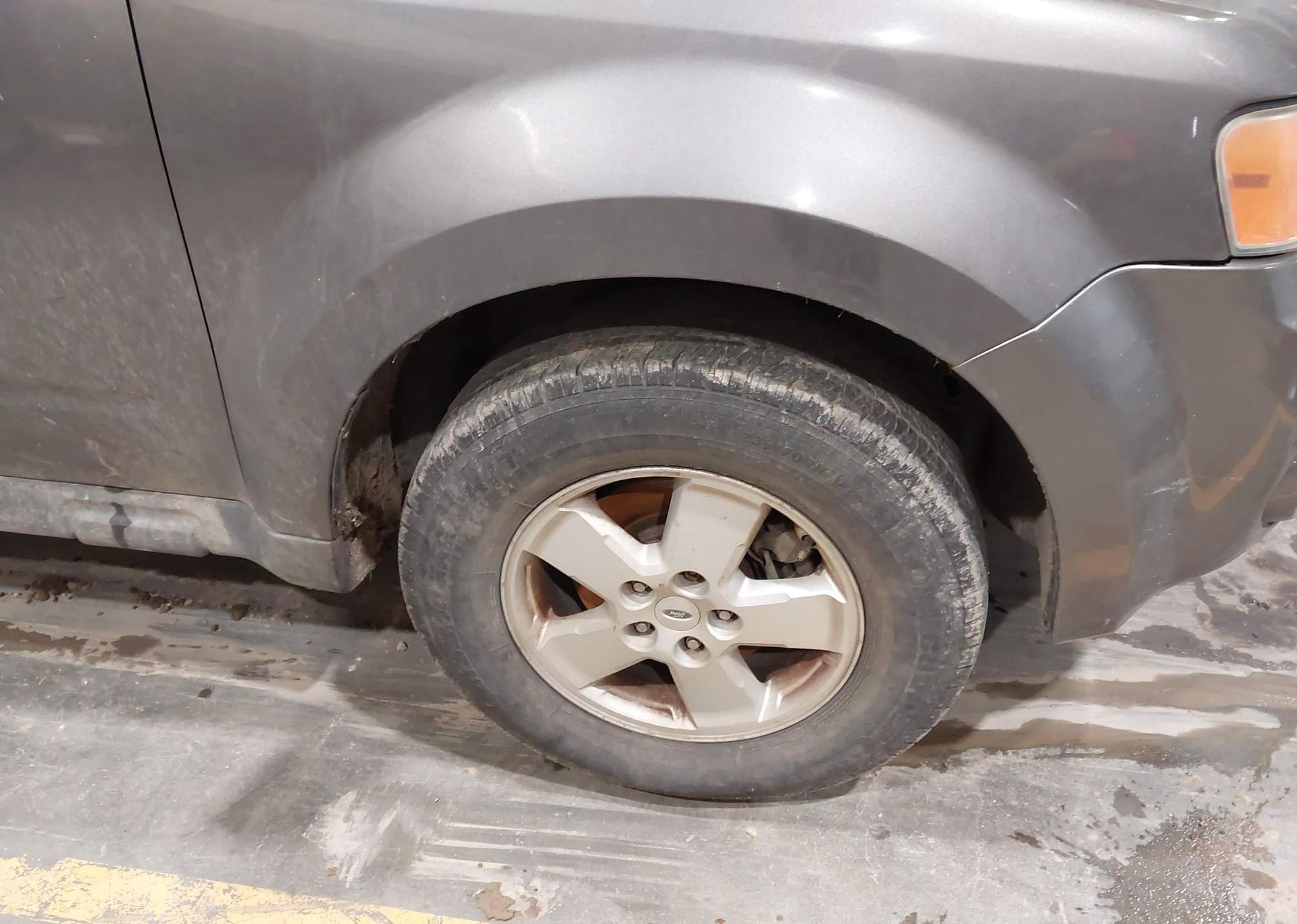 2010 FORD ESCAPE XLT AUTOMATIC