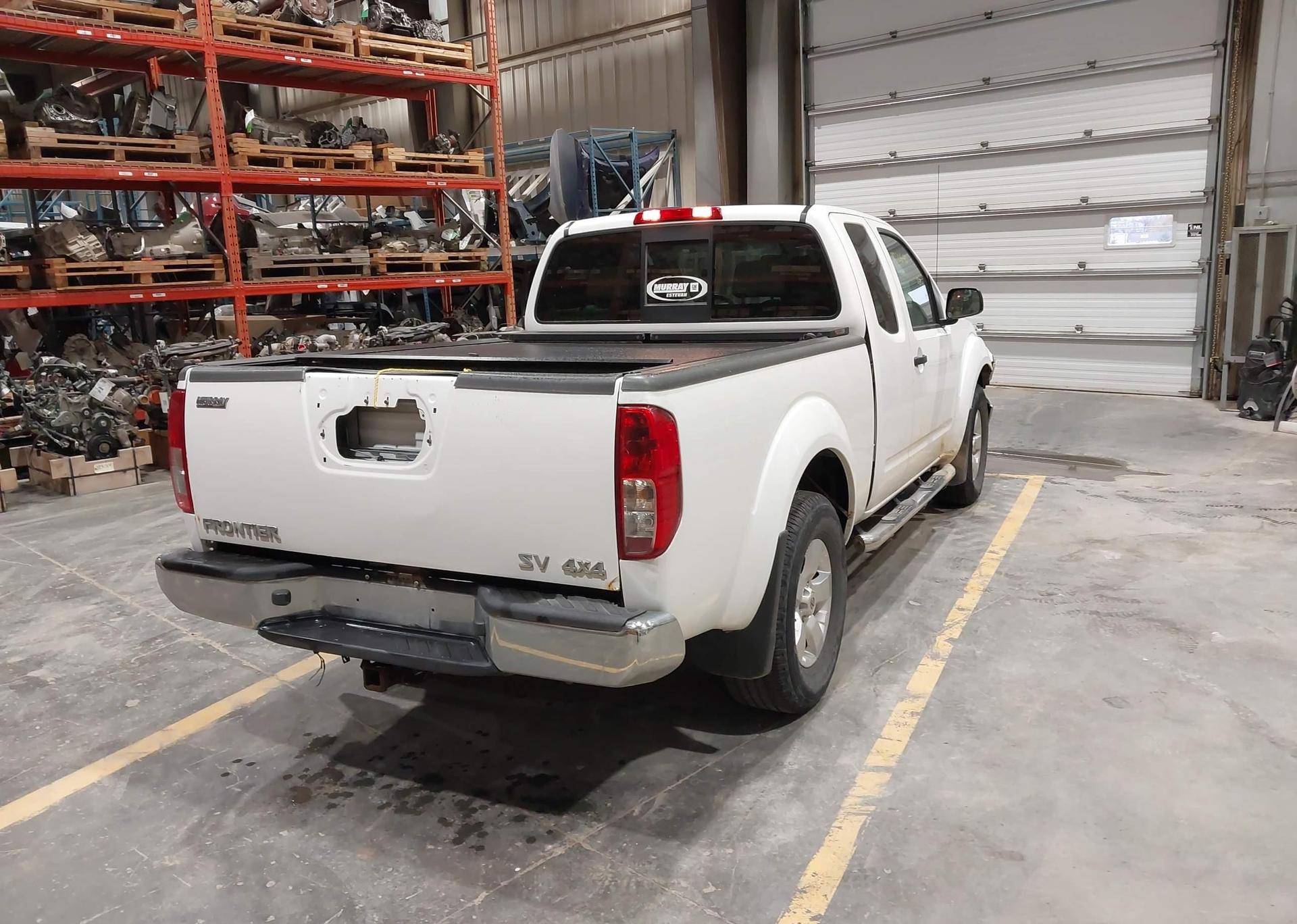 2011 NISSAN FRONTIER SV