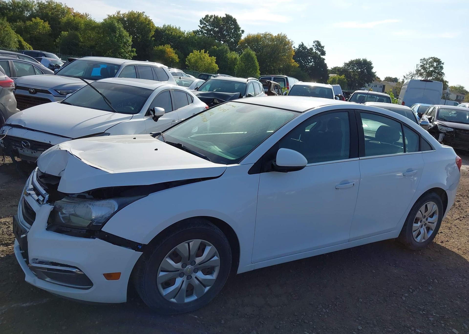 2015 CHEVROLET CRUZE LT
