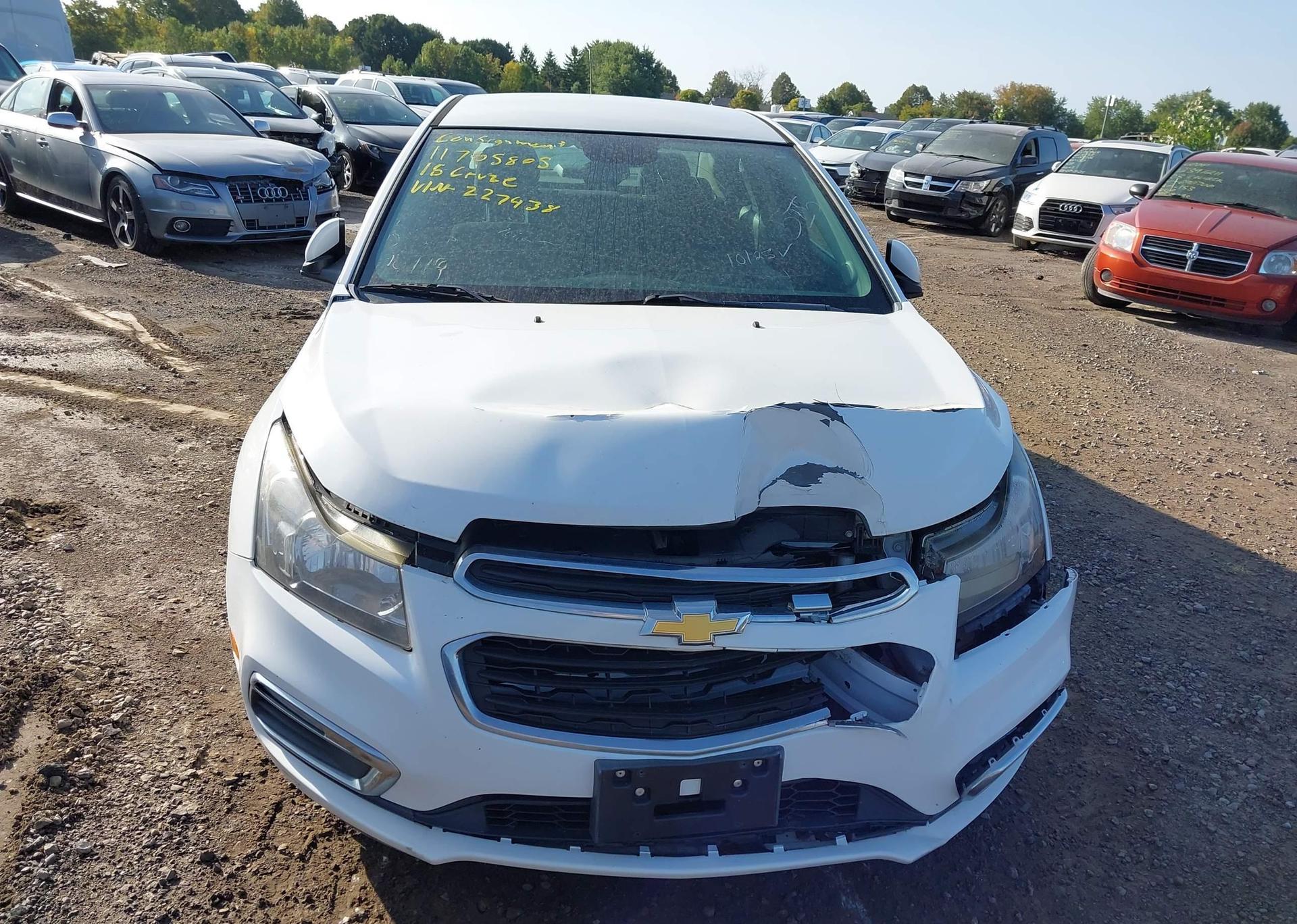 2015 CHEVROLET CRUZE LT