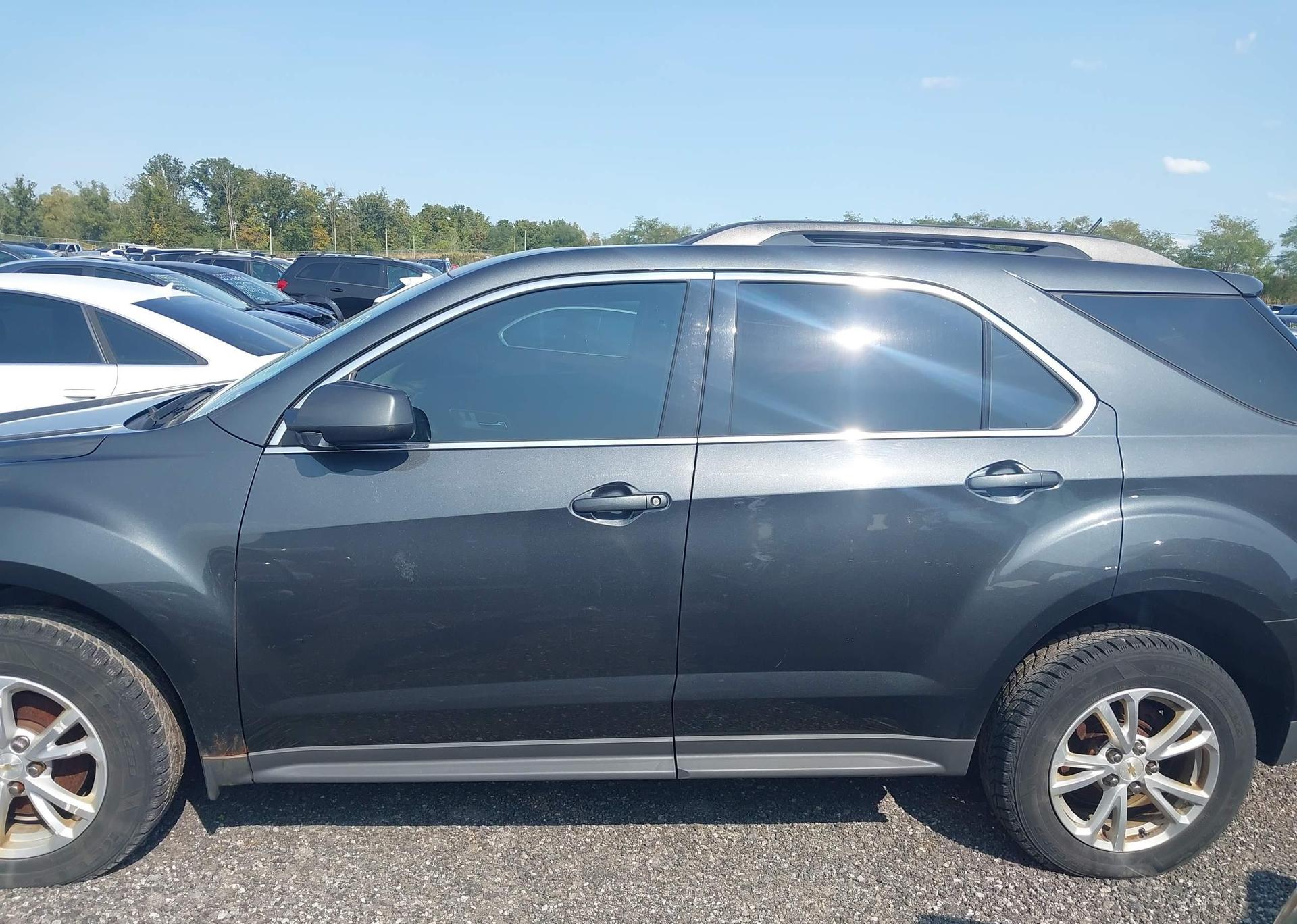 2017 CHEVROLET EQUINOX LT