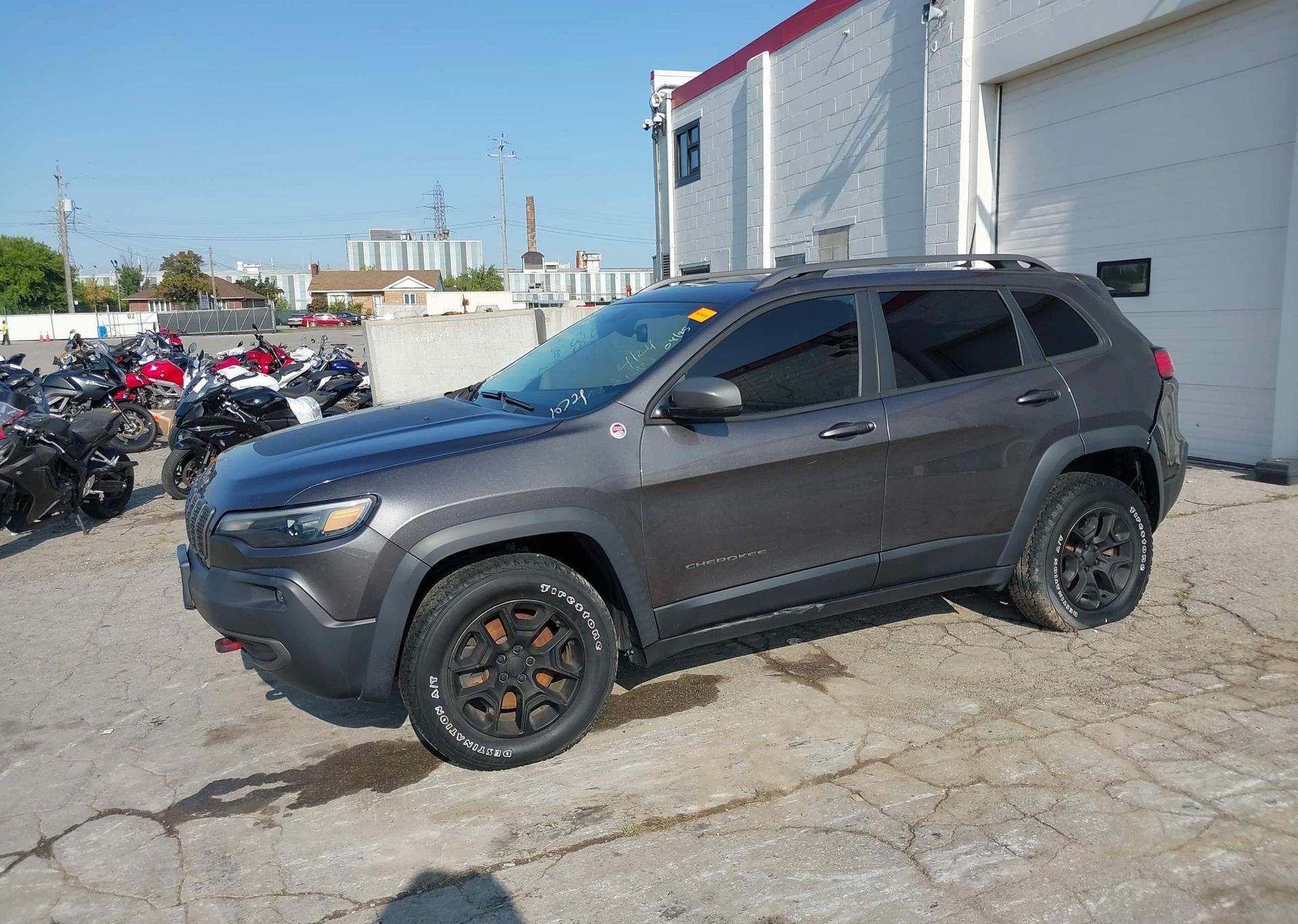 2019 JEEP CHEROKEE TRAILHAWK