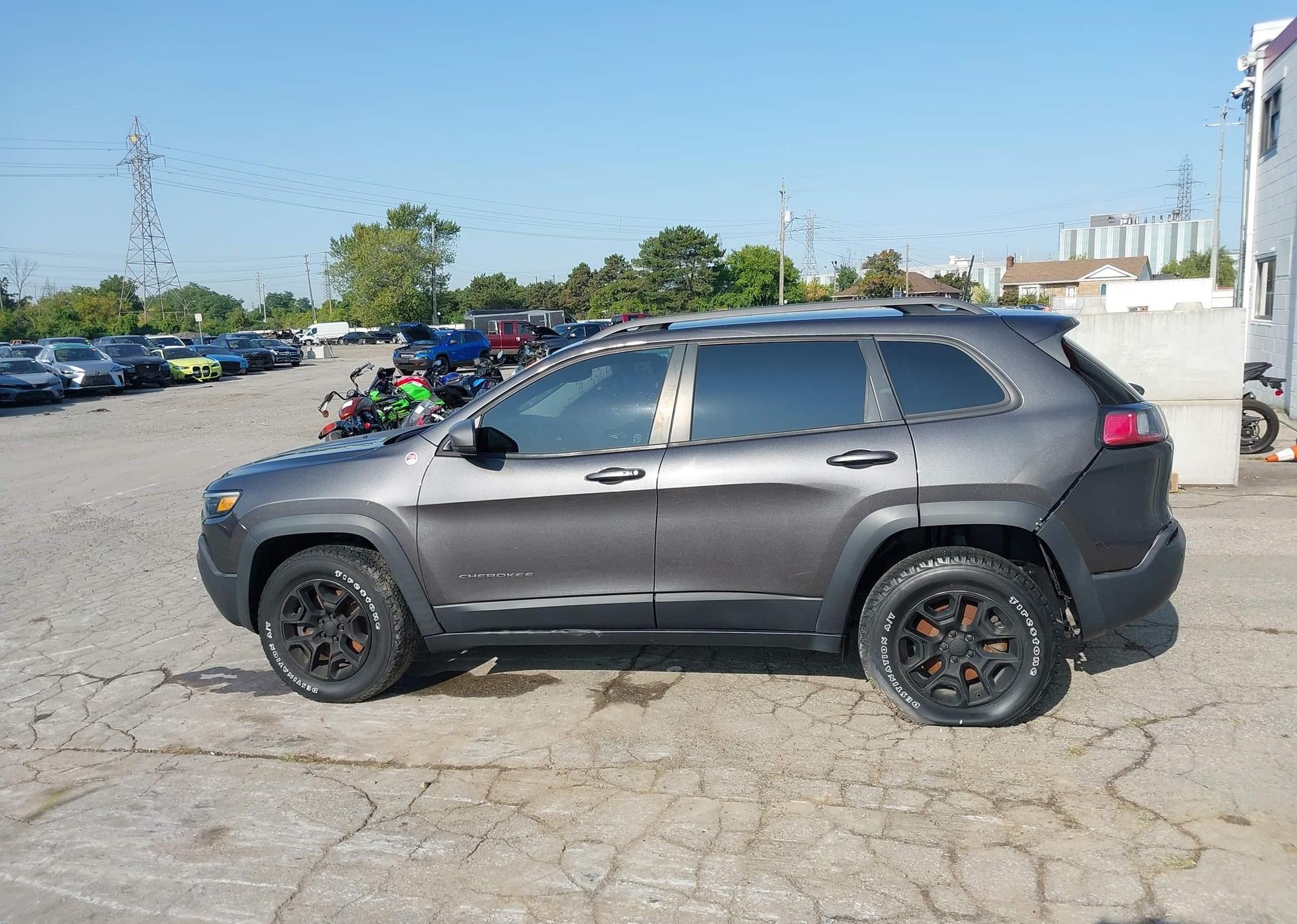 2019 JEEP CHEROKEE TRAILHAWK