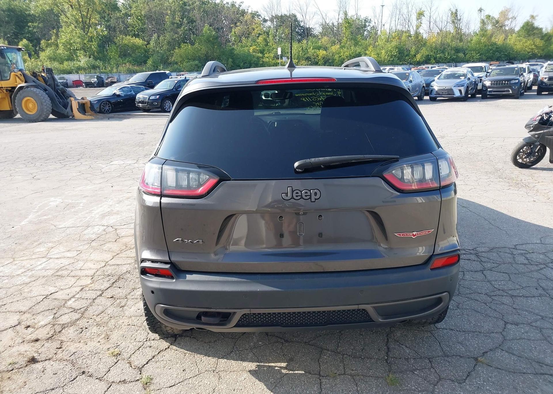 2019 JEEP CHEROKEE TRAILHAWK