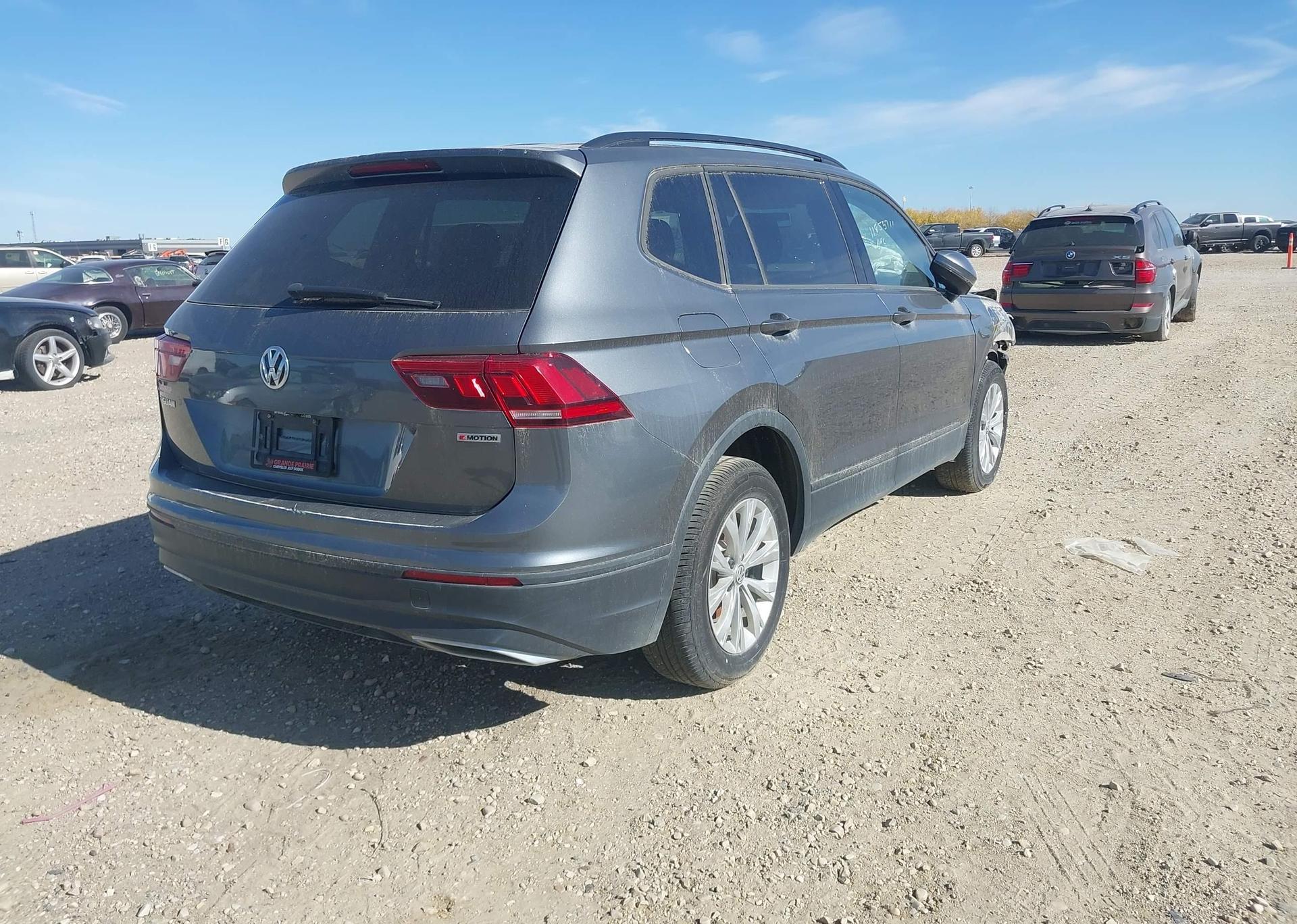 2019 VOLKSWAGEN TIGUAN TRENDLINE