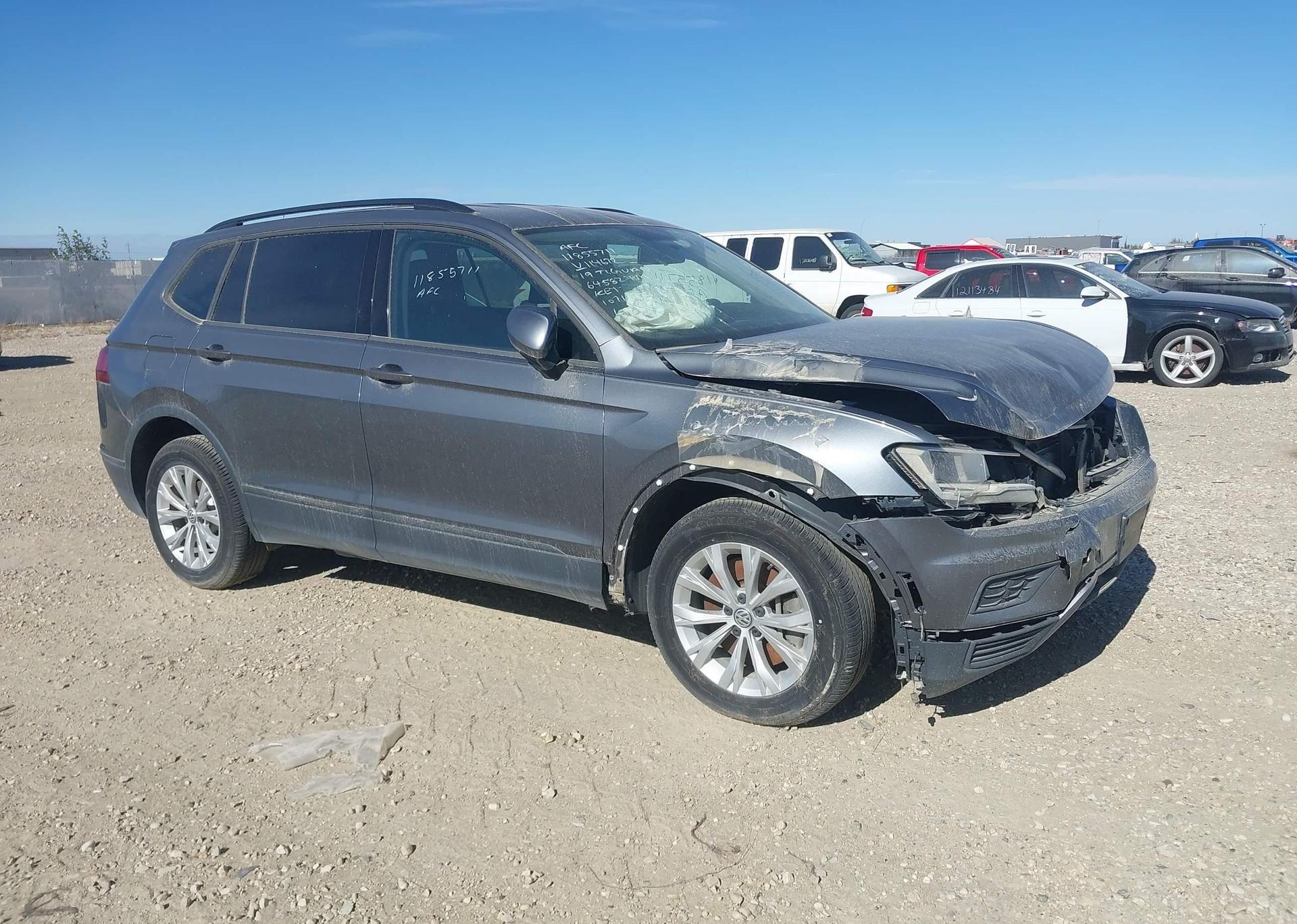 2019 VOLKSWAGEN TIGUAN TRENDLINE