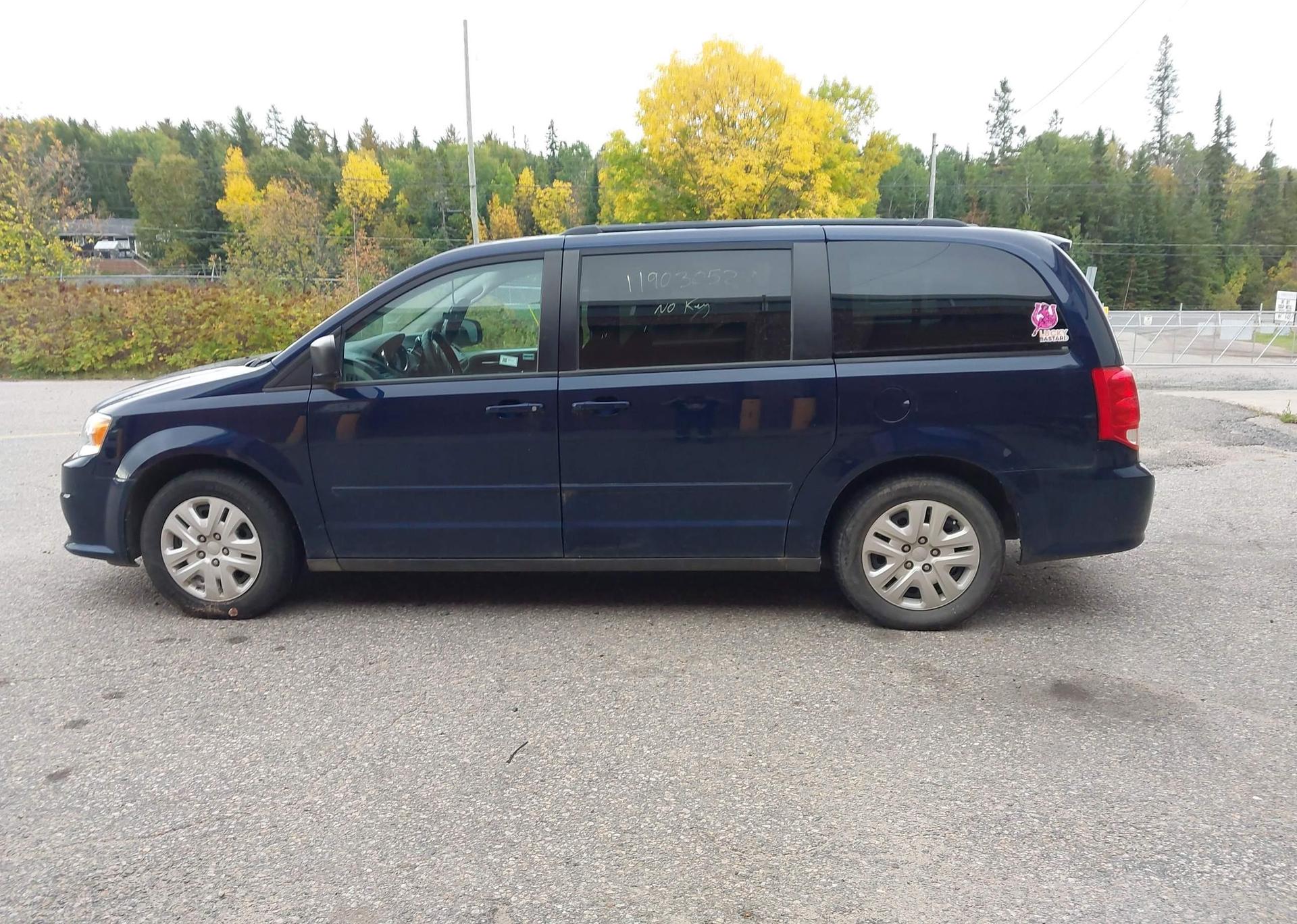 2017 DODGE GRAND CARAVAN SE