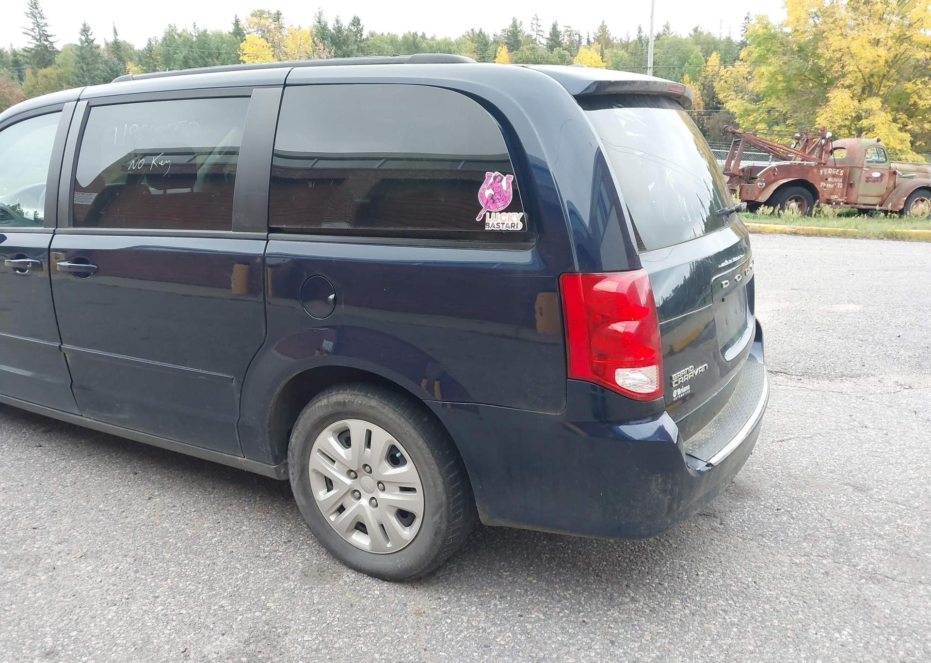 2017 DODGE GRAND CARAVAN SE