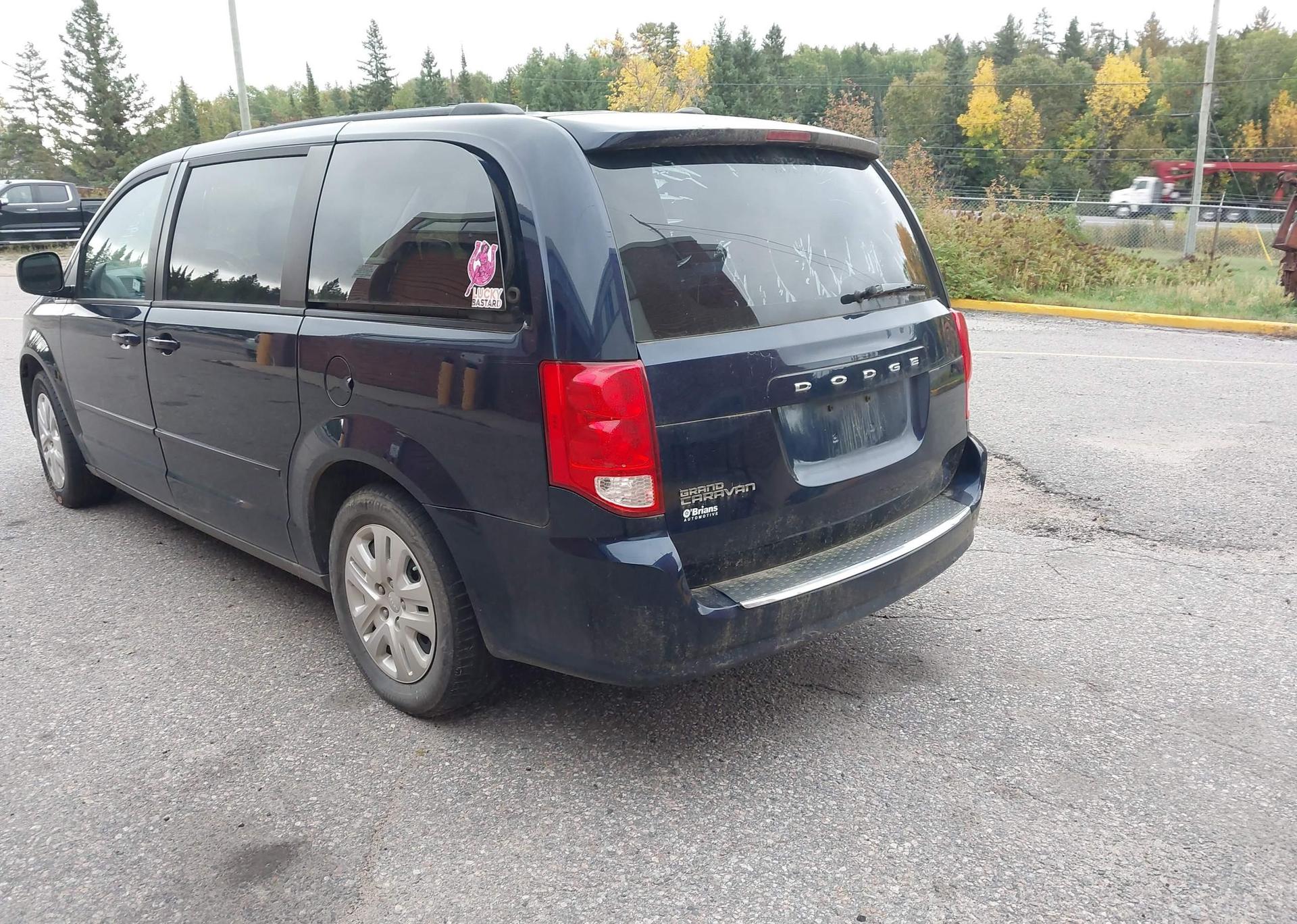 2017 DODGE GRAND CARAVAN SE