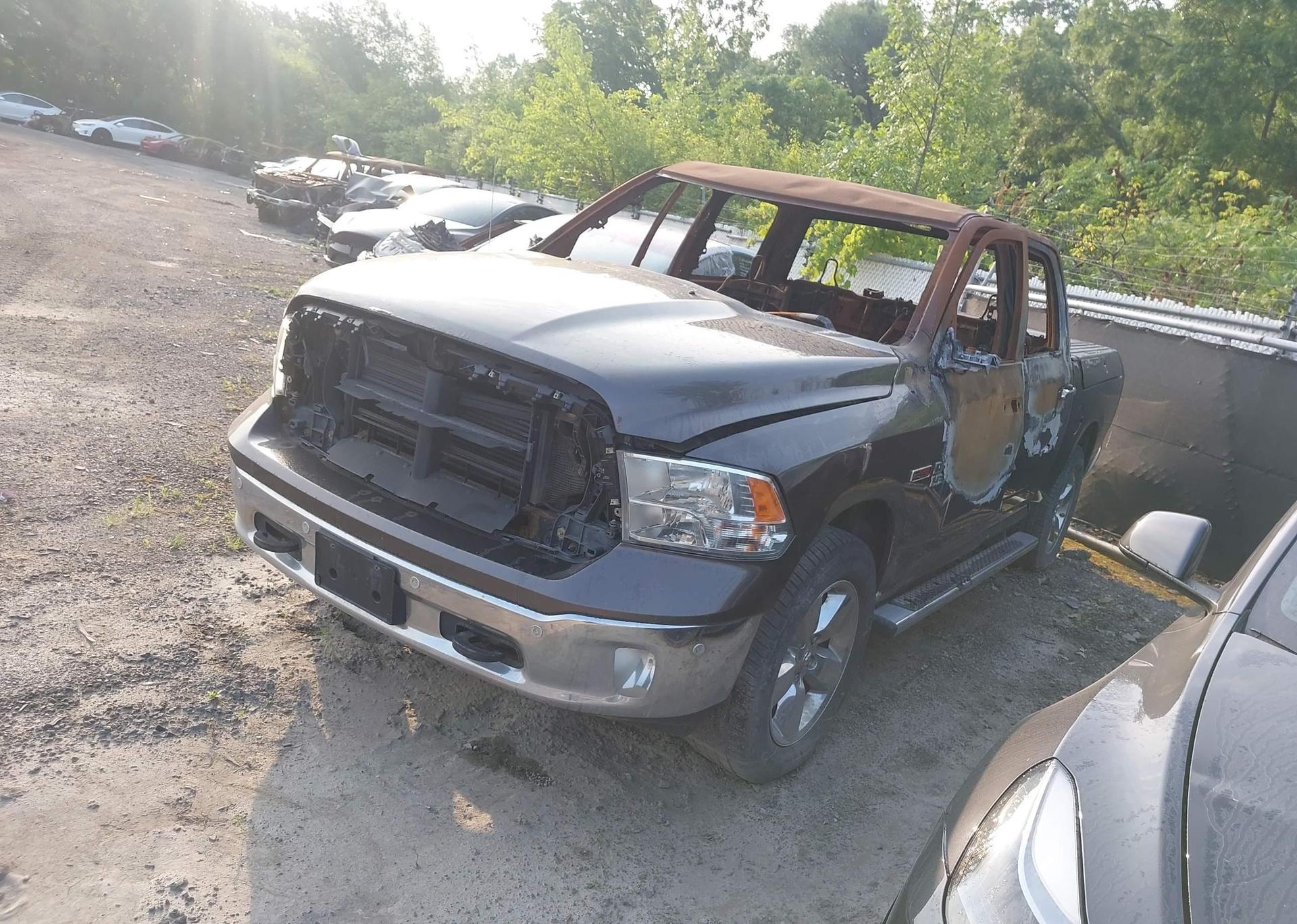 2015 RAM 1500 SLT