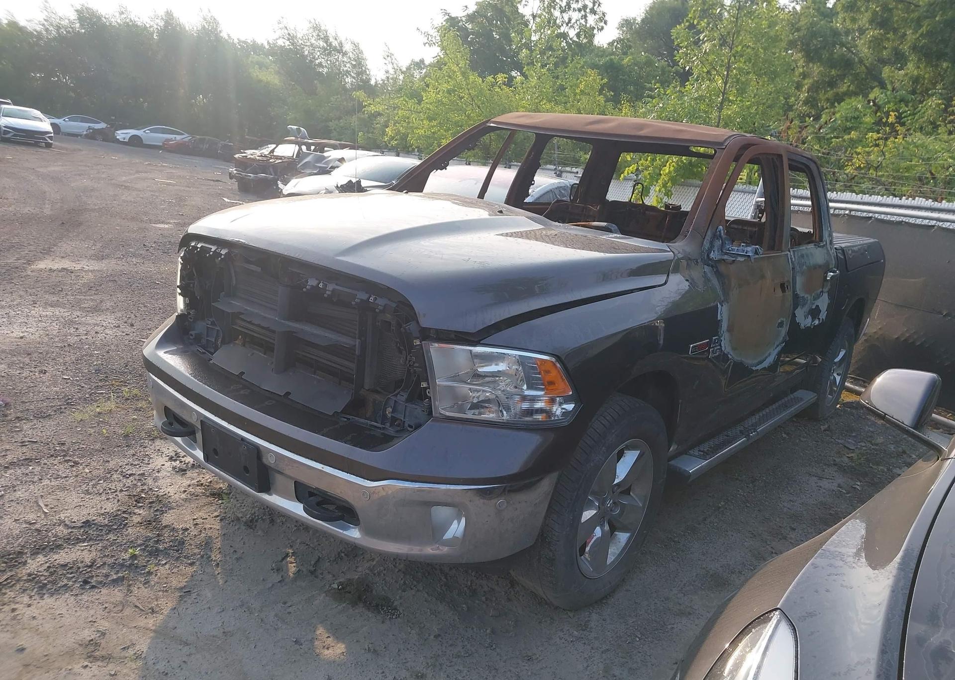 2015 RAM 1500 SLT