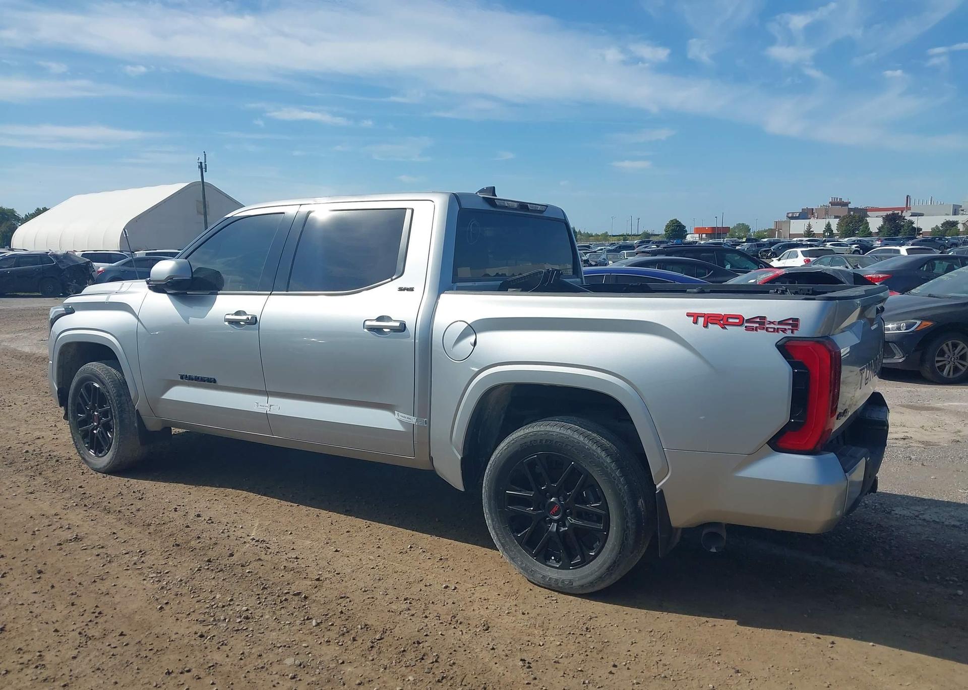 2022 TOYOTA TUNDRA CREWMAX SR