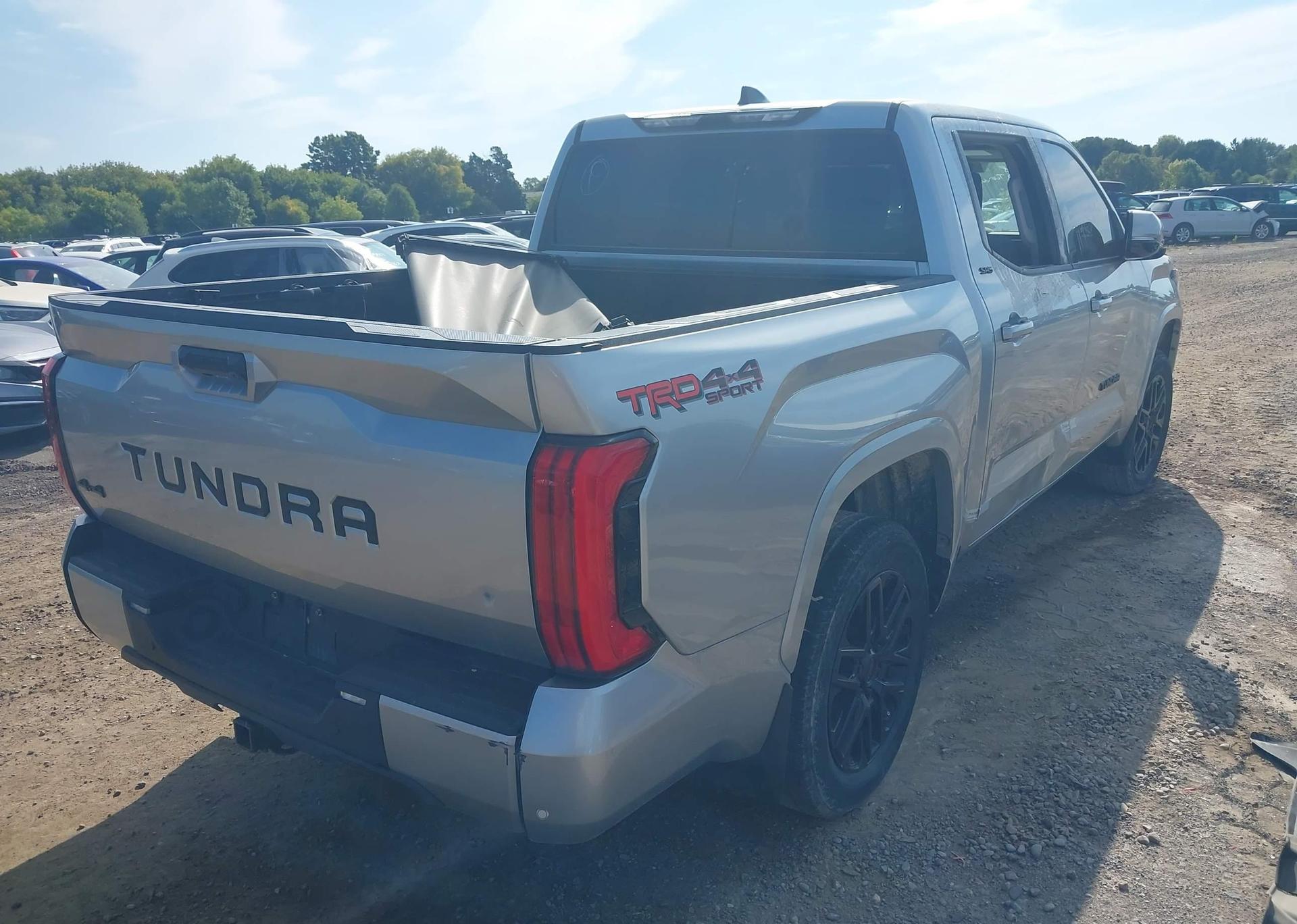 2022 TOYOTA TUNDRA CREWMAX SR