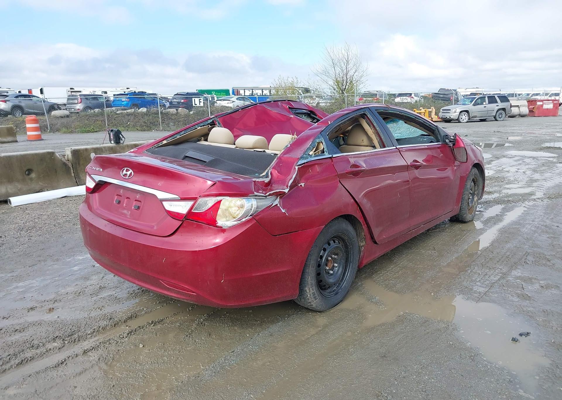 2011 HYUNDAI SONATA GLS