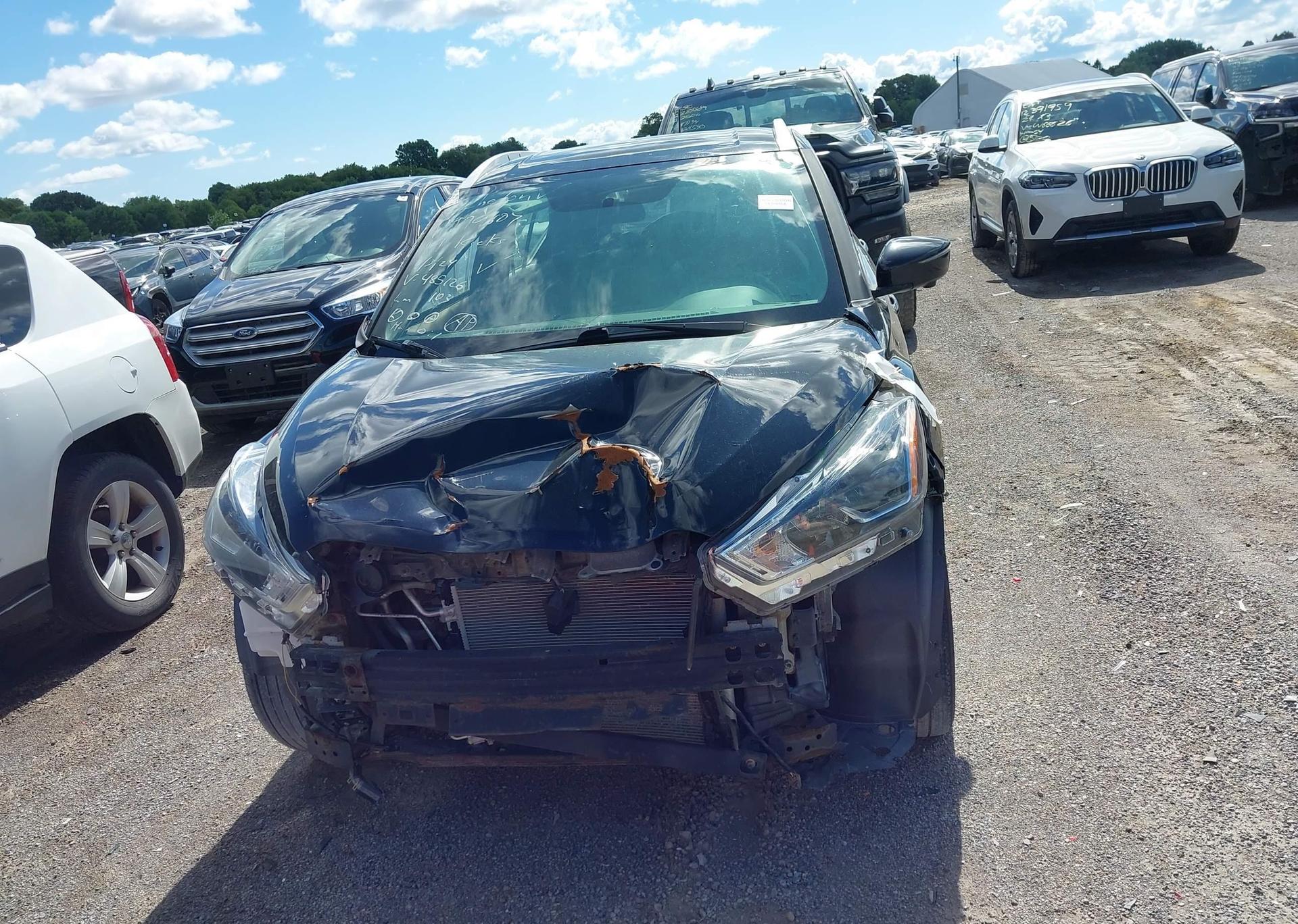 2019 NISSAN KICKS
