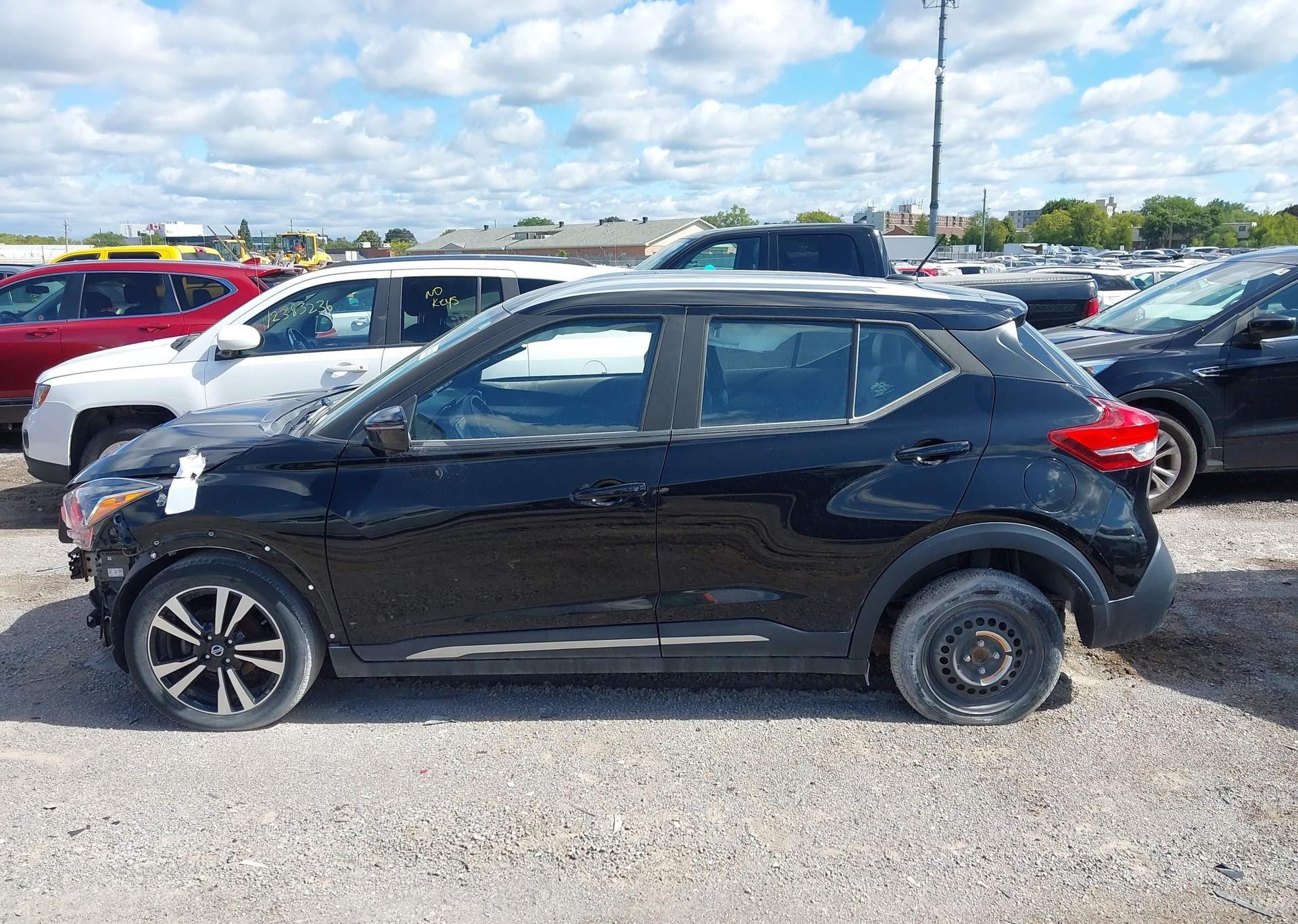 2019 NISSAN KICKS