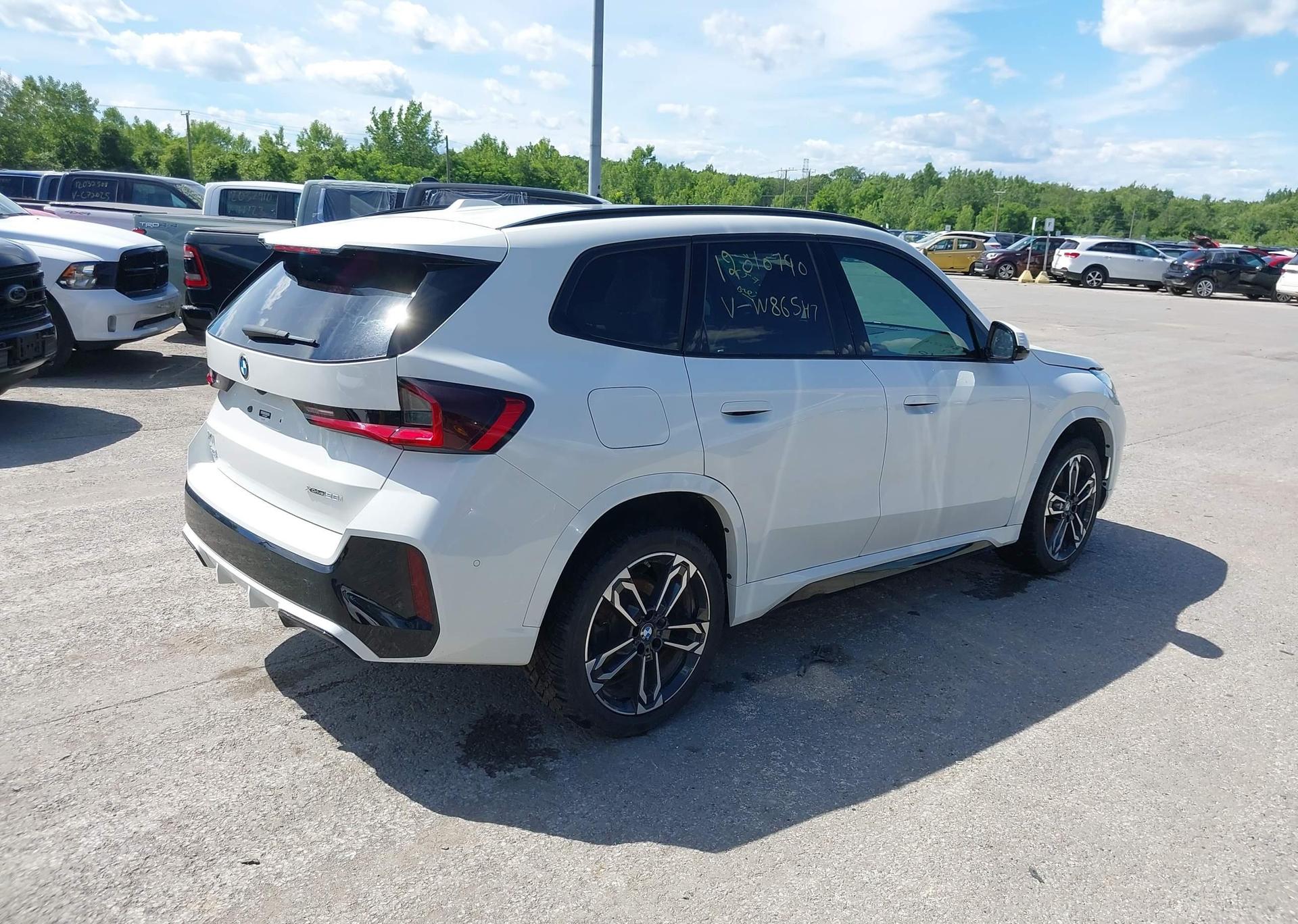 2023 BMW X1