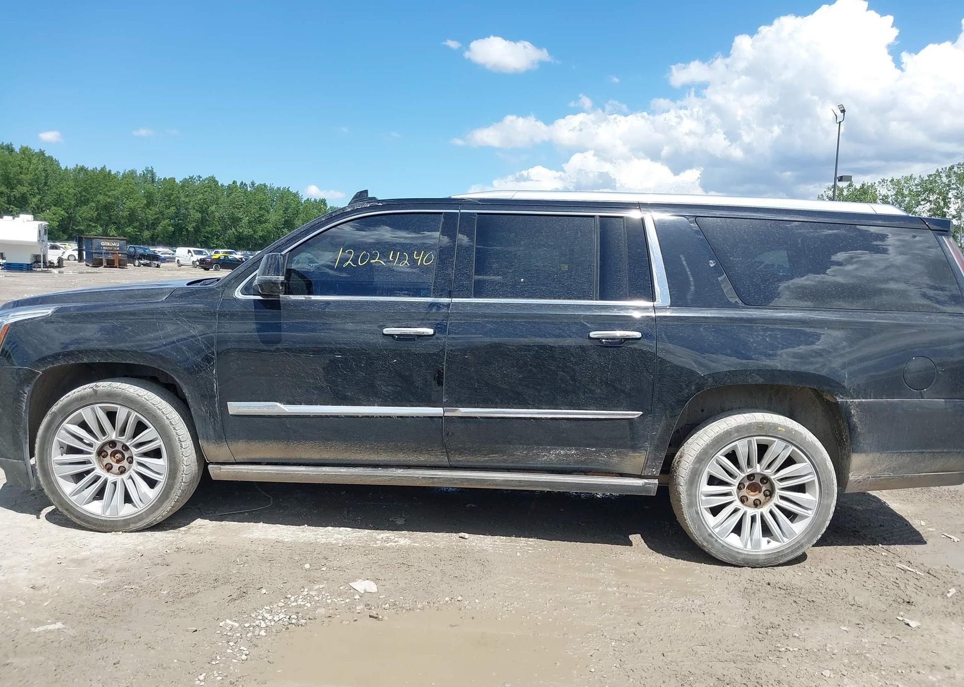 2016 CADILLAC ESCALADE ESV PLATINUM