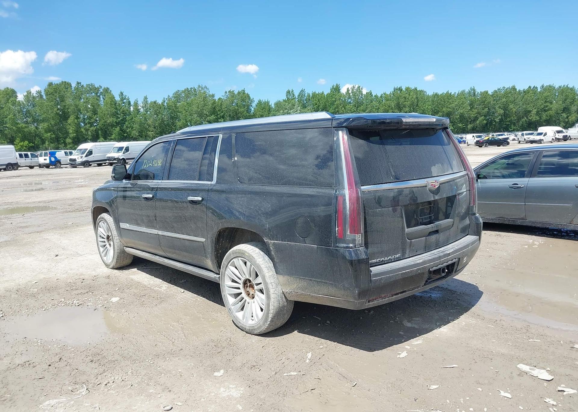 2016 CADILLAC ESCALADE ESV PLATINUM