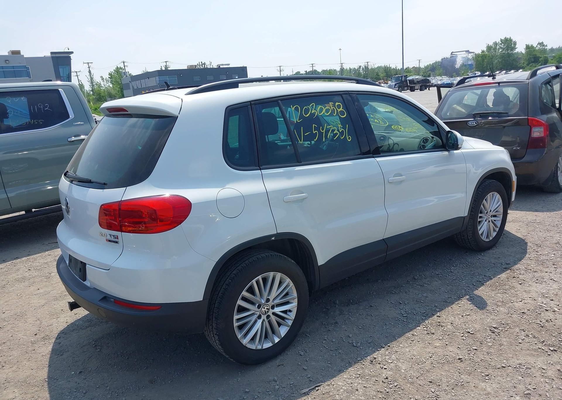 2016 VOLKSWAGEN TIGUAN