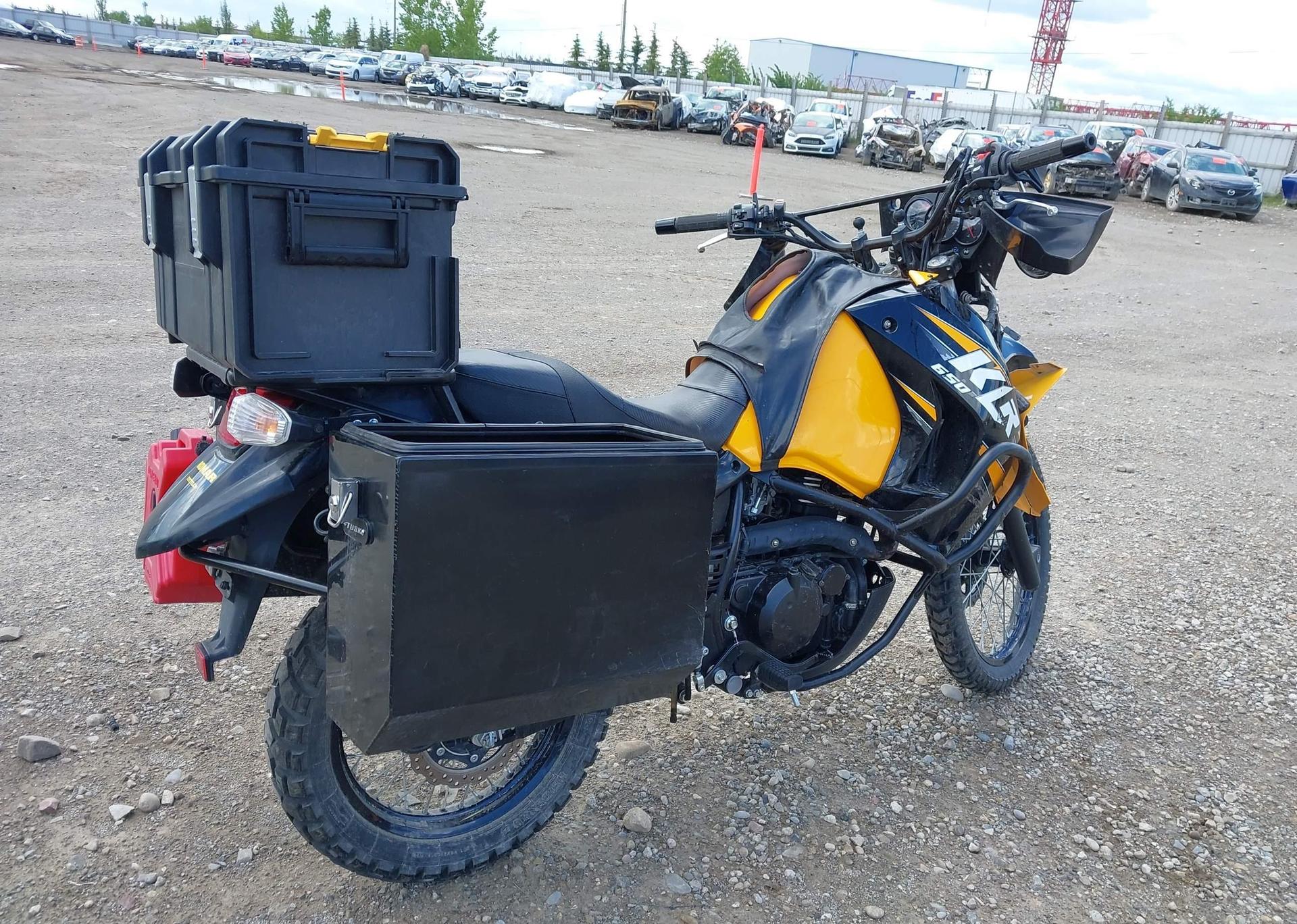 2013 KAWASAKI KL650 E