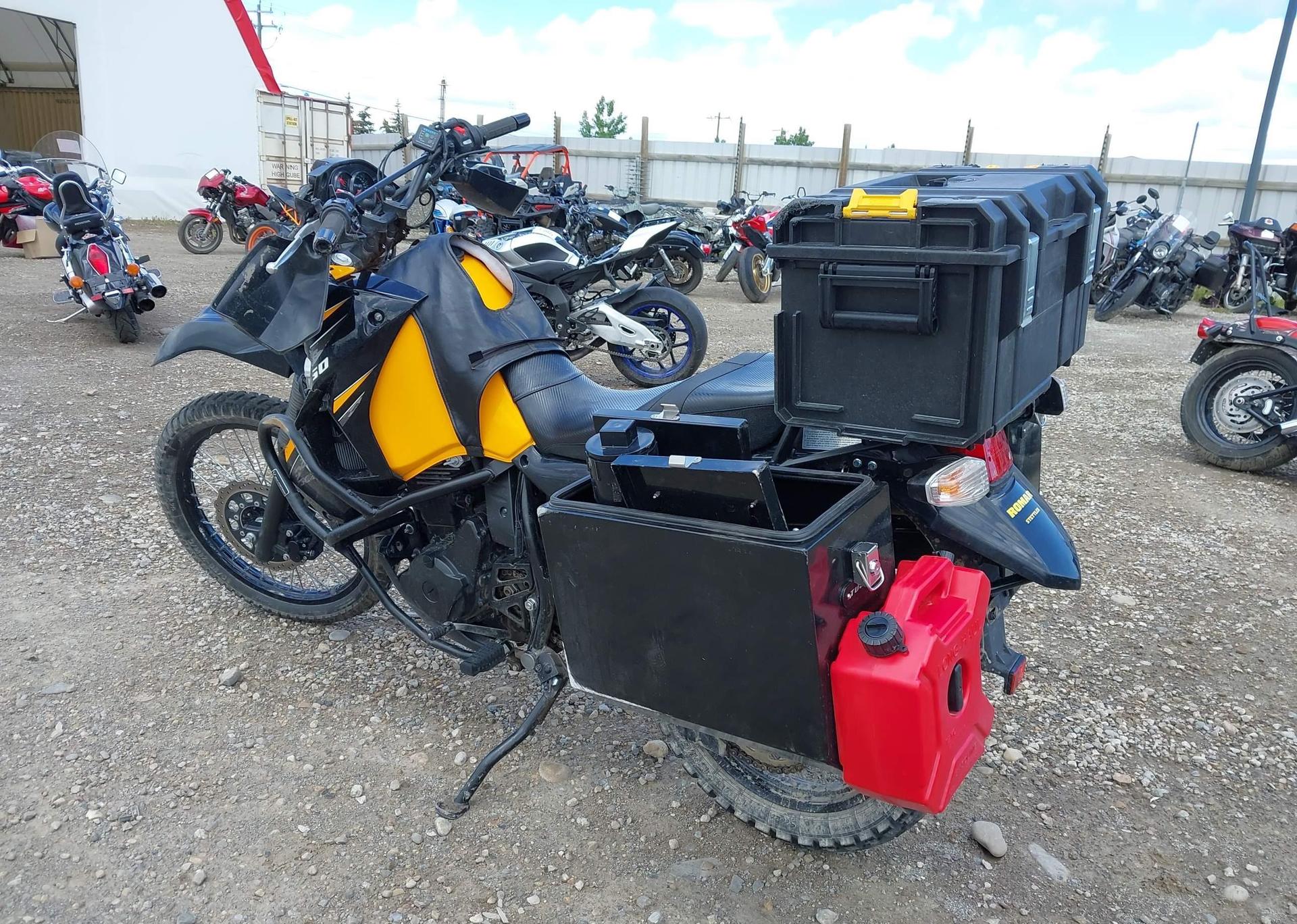 2013 KAWASAKI KL650 E