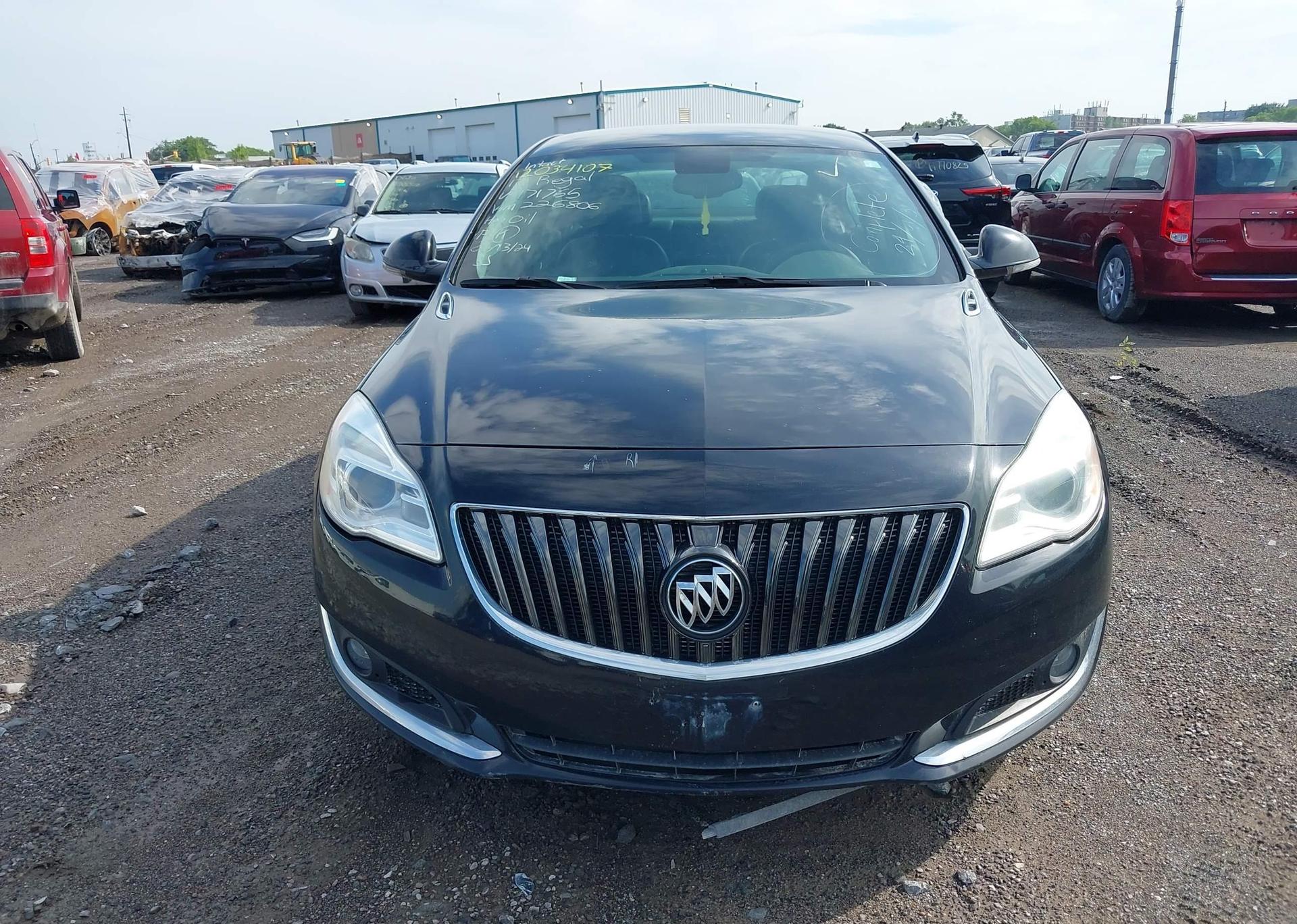 2017 BUICK REGAL