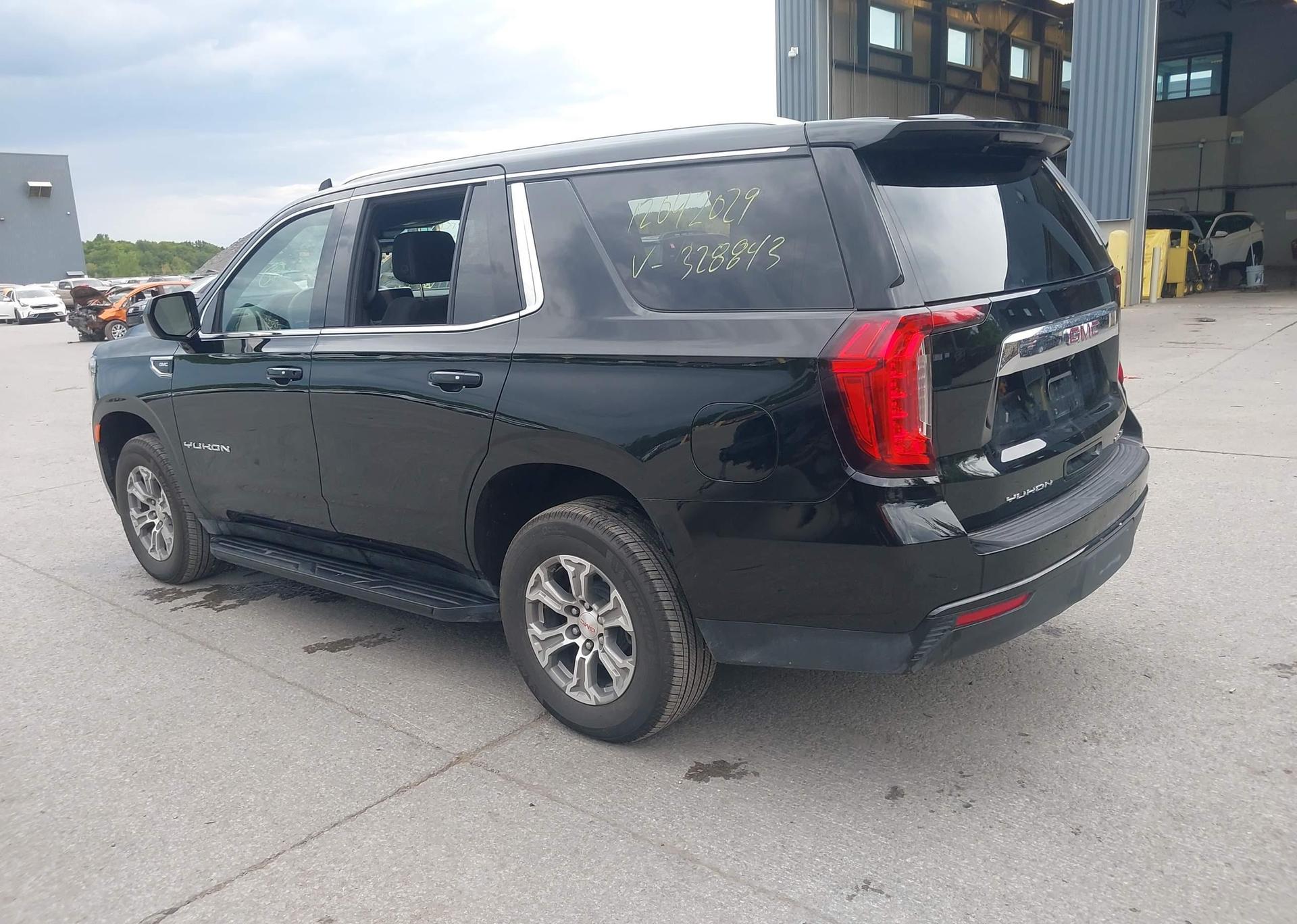 2023 GMC YUKON