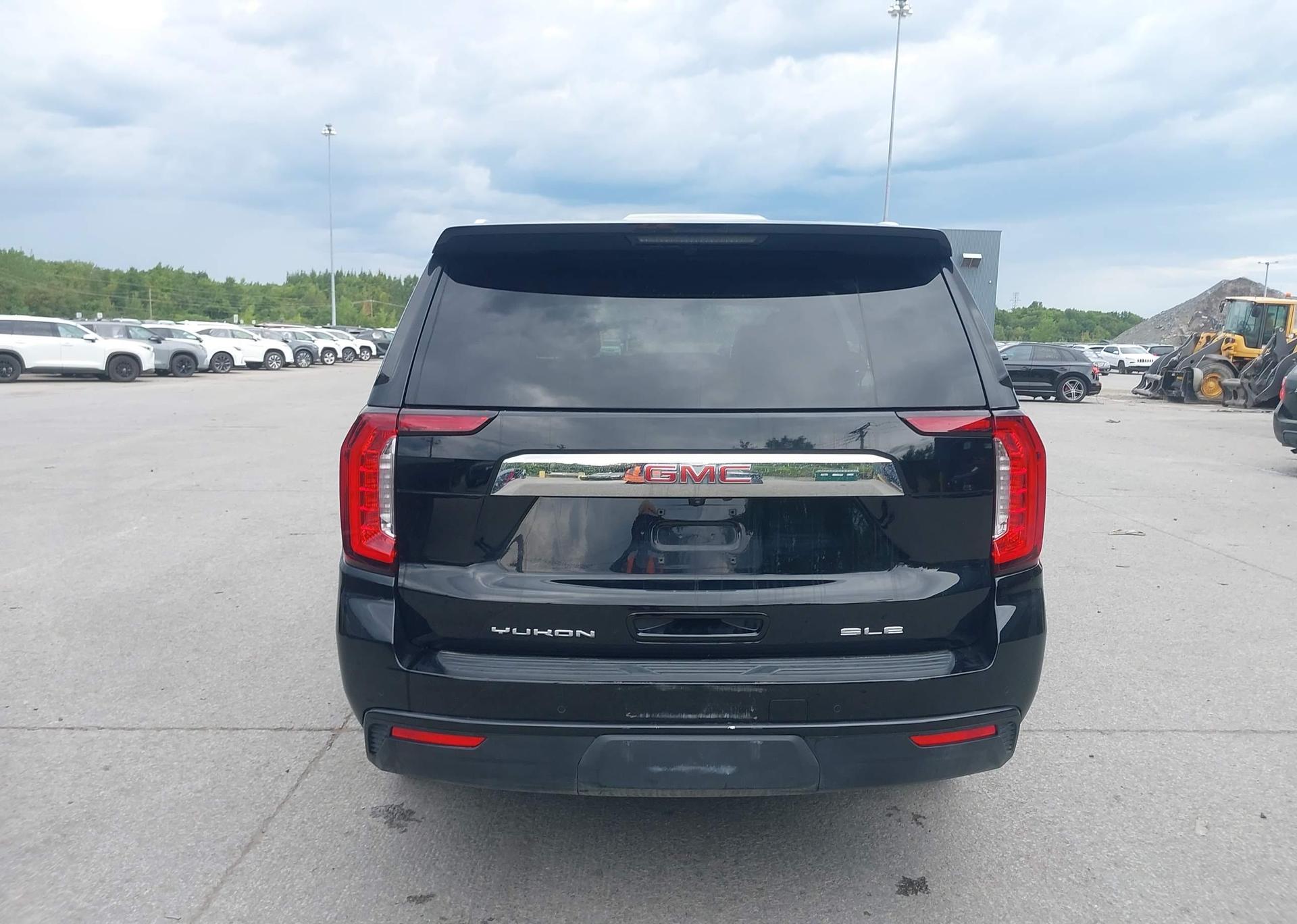 2023 GMC YUKON