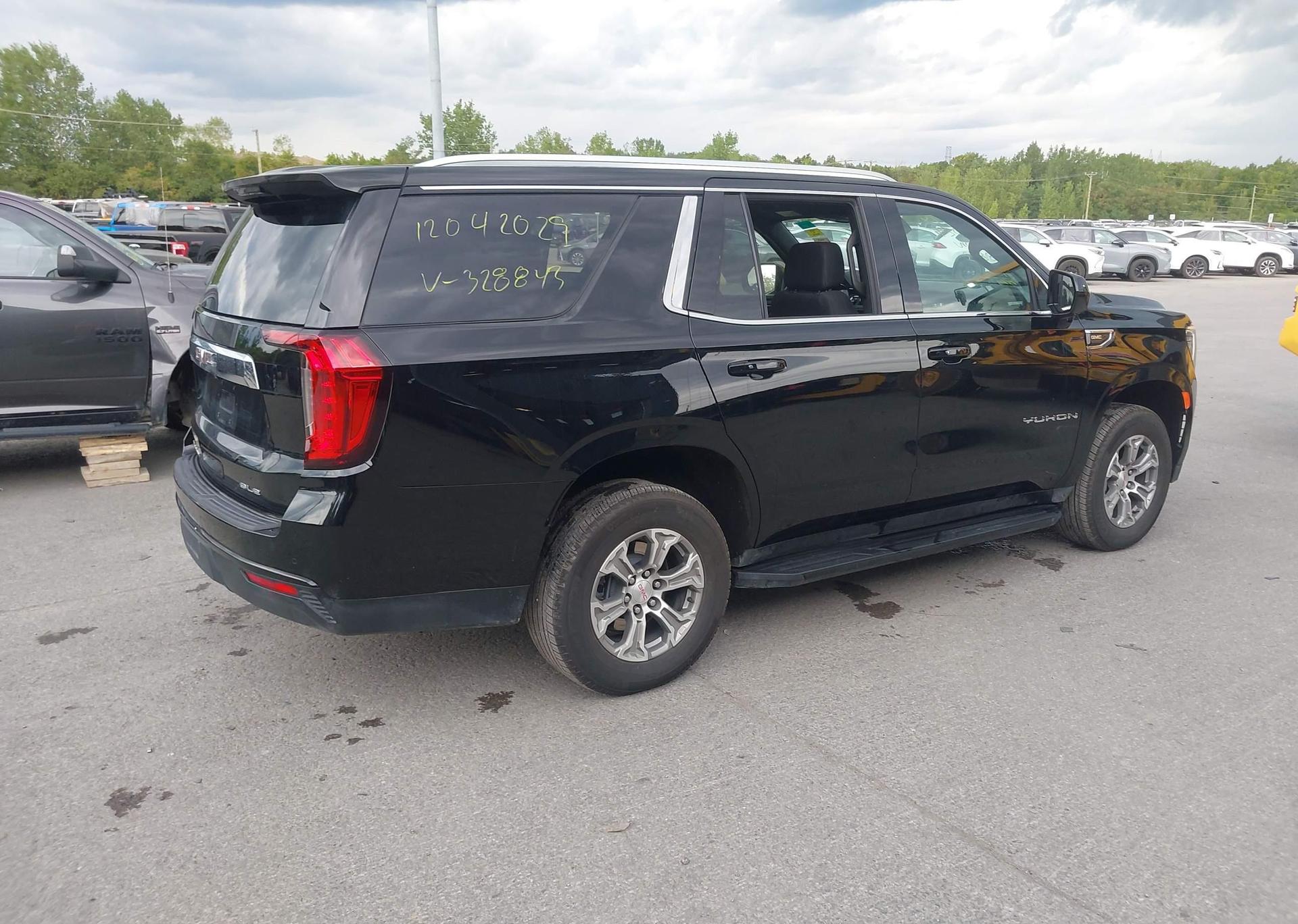 2023 GMC YUKON
