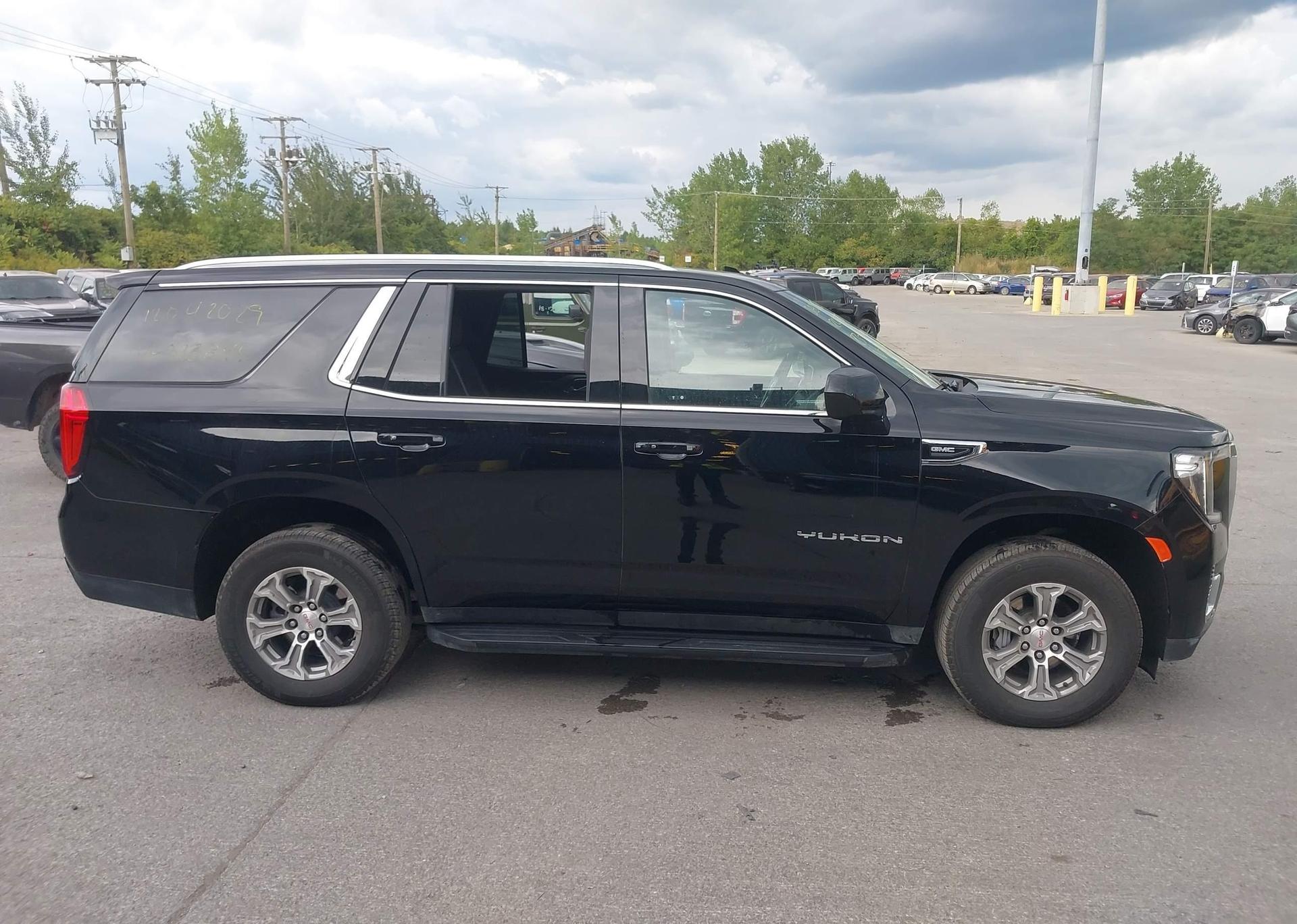 2023 GMC YUKON