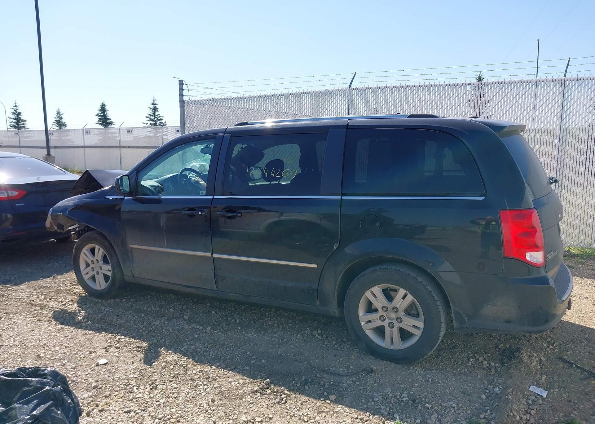 2017 DODGE GRAND CARAVAN CREW