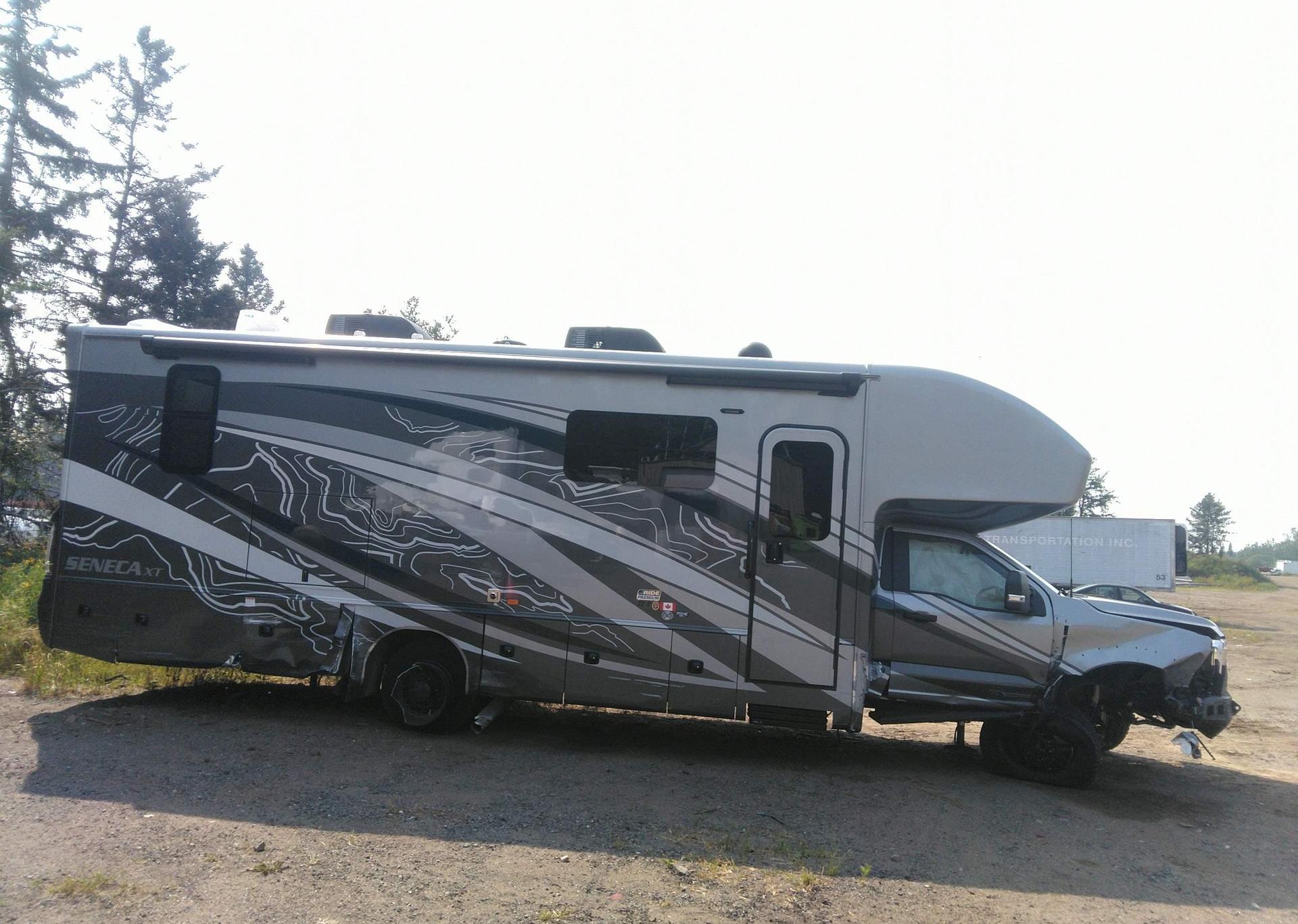 2024 JAYCO SENECA