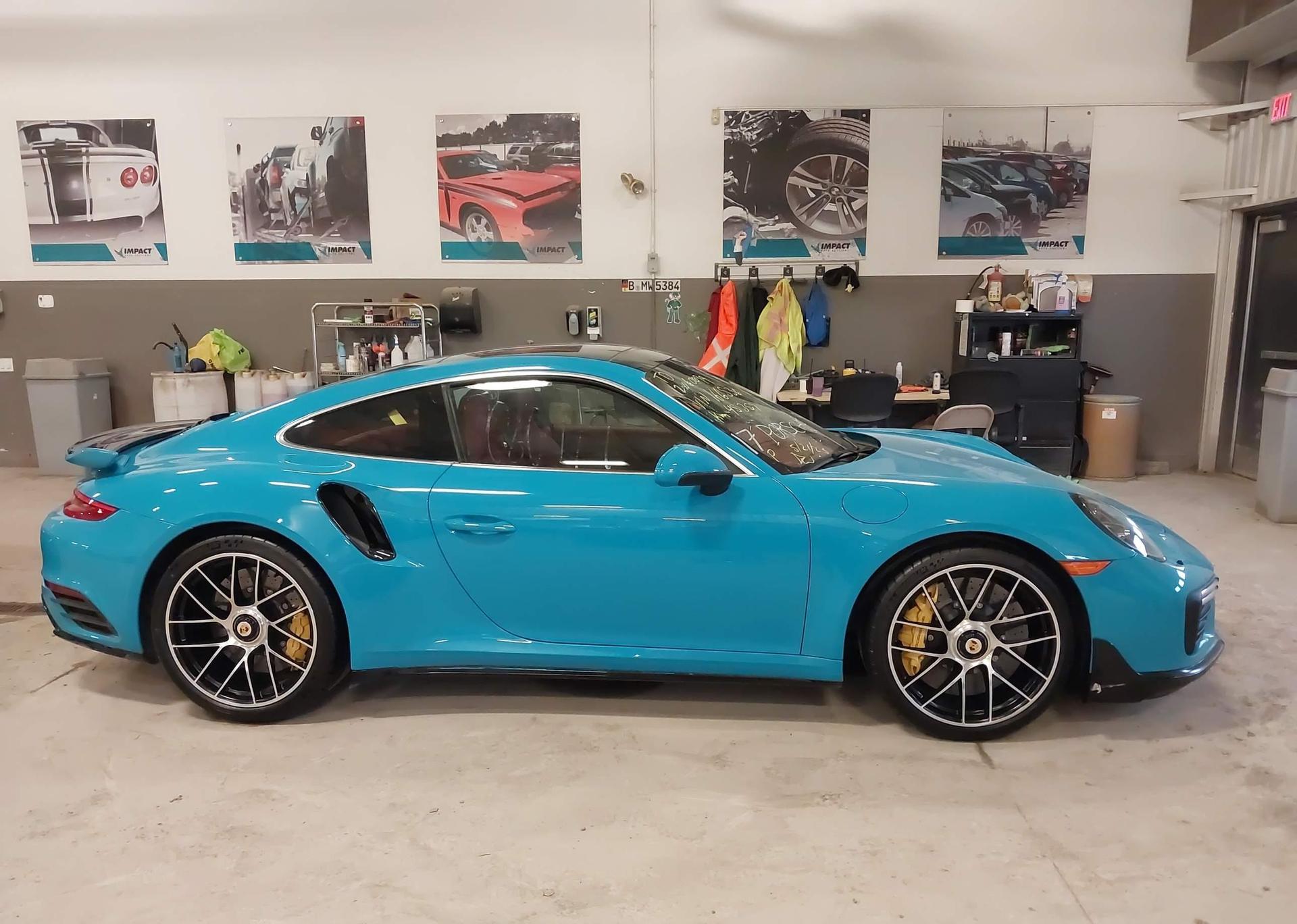 2017 PORSCHE 911