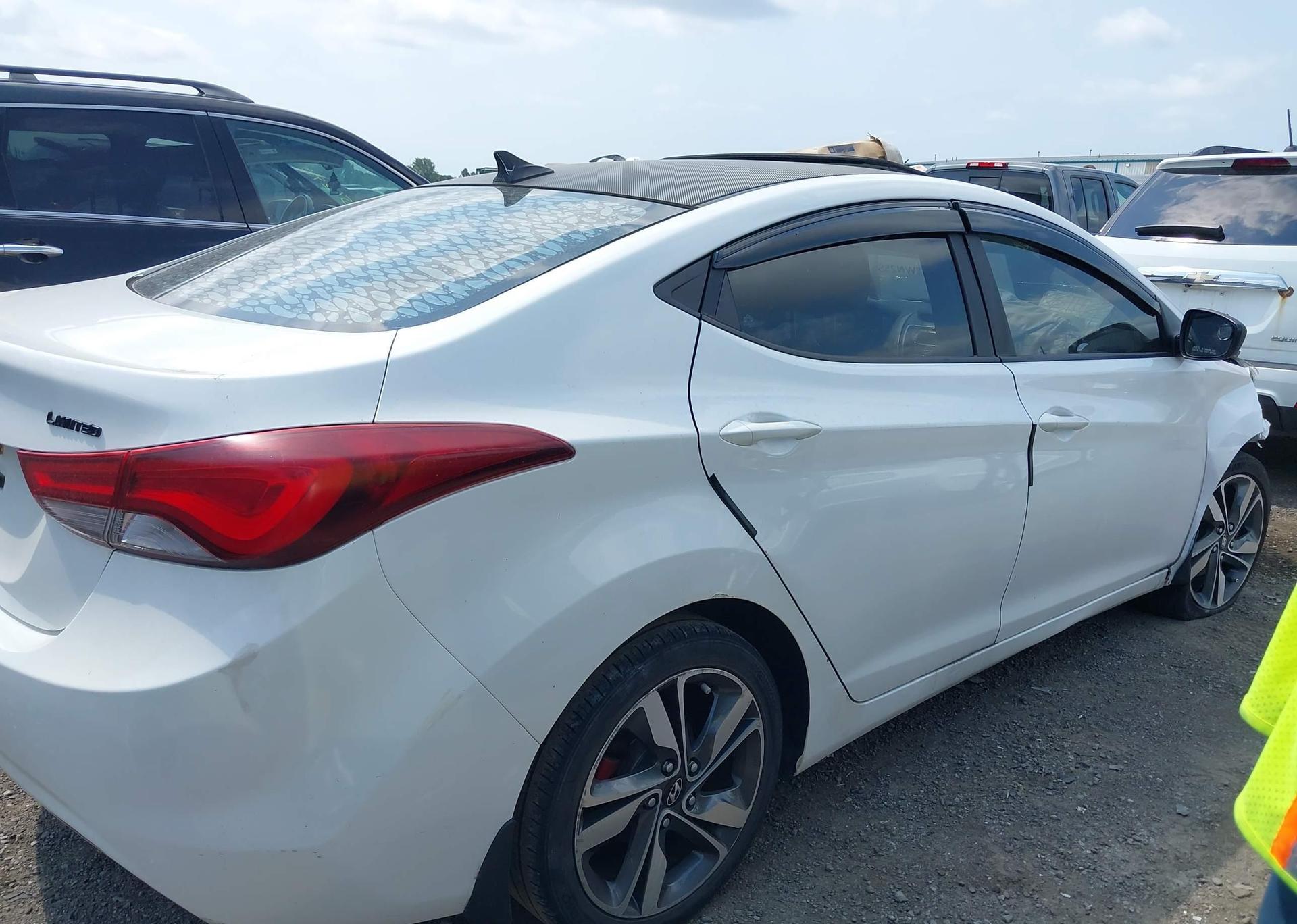 2013 HYUNDAI ELANTRA GLS