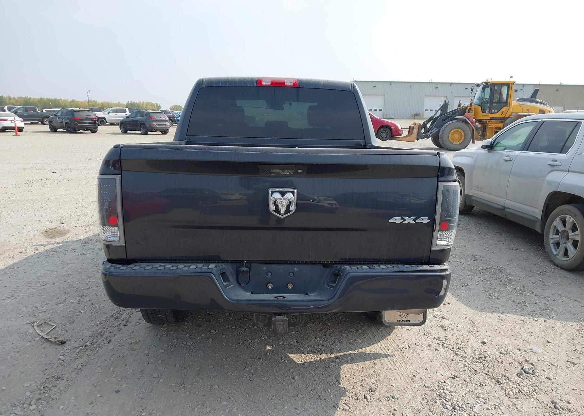 2017 RAM 1500 ST