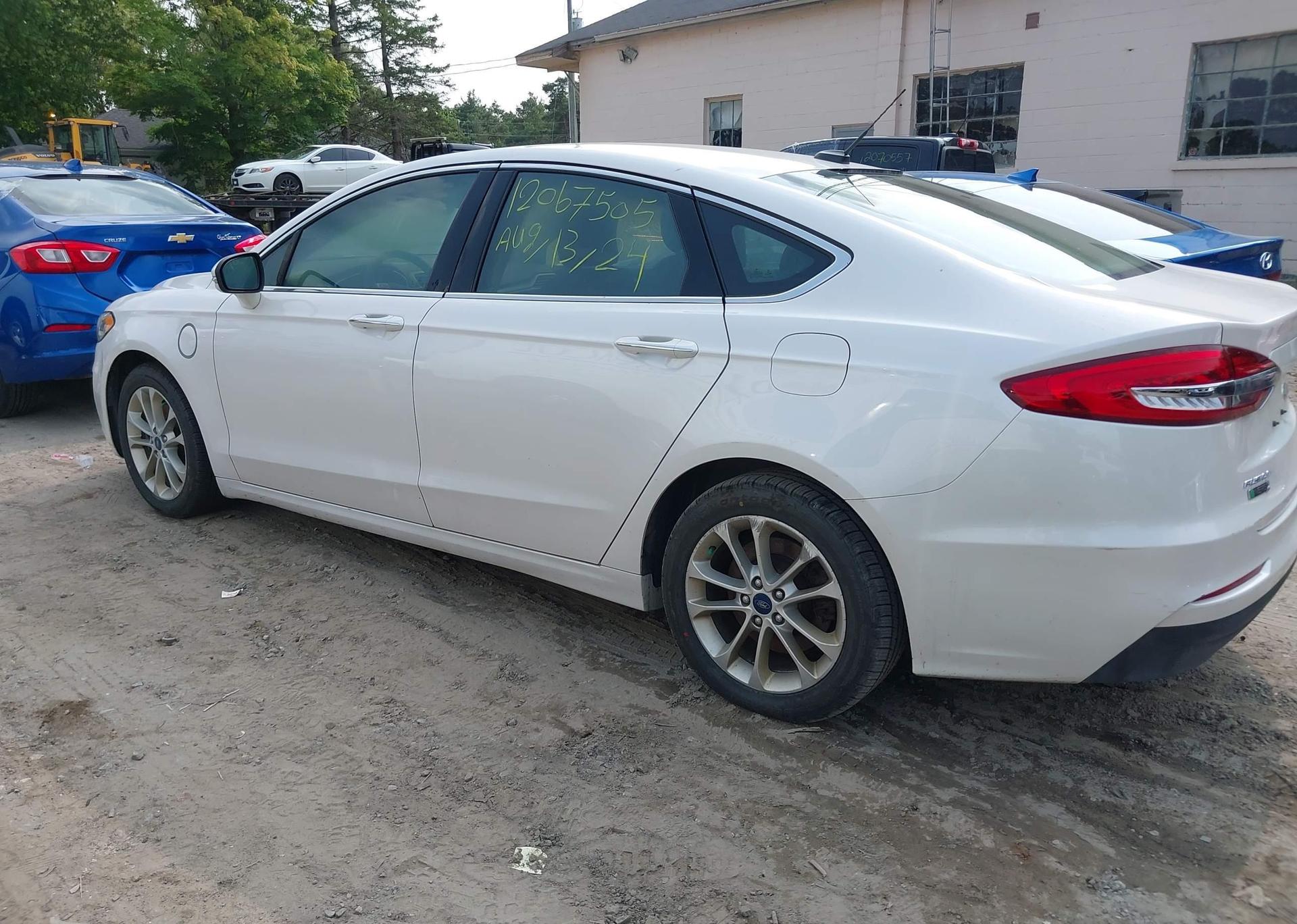 2019 FORD FUSION SEL