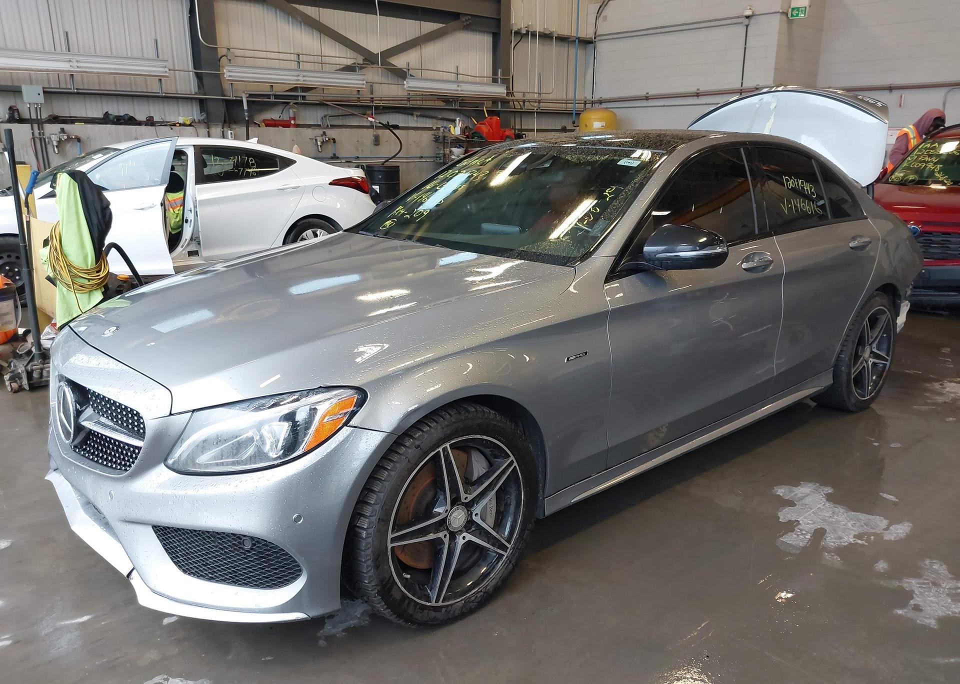 2016 MERCEDES-BENZ C-CLASS